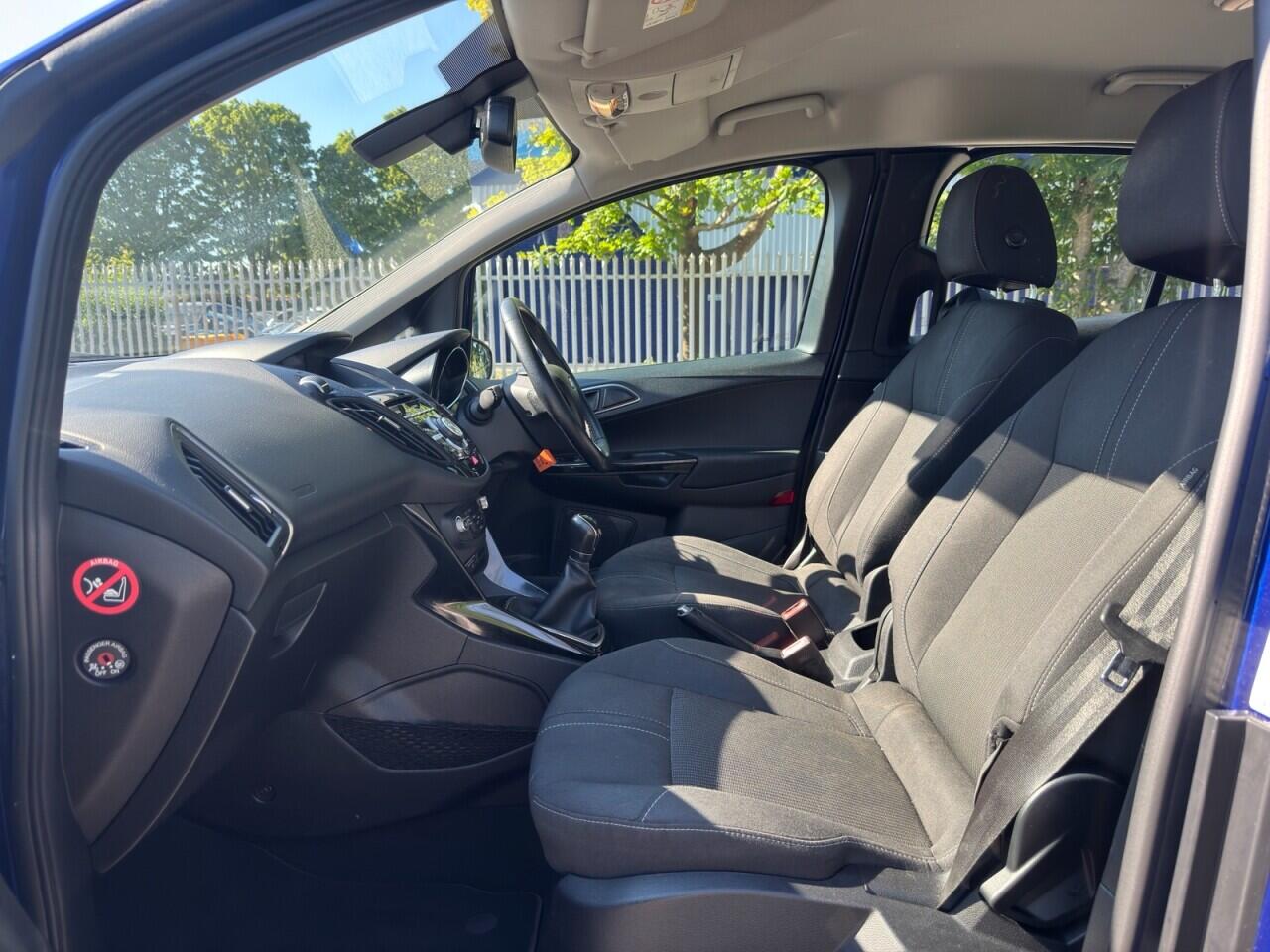 Ford B-Max view 12