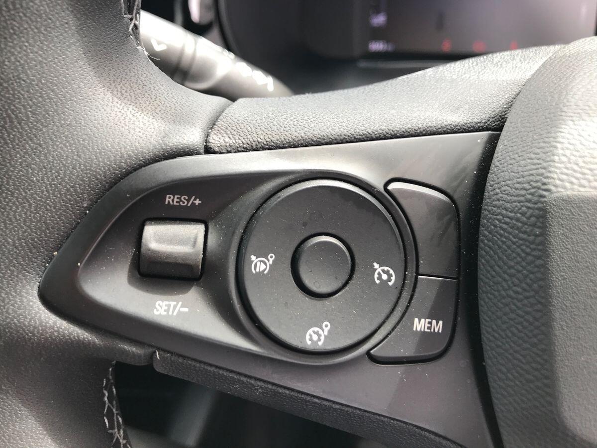 Vauxhall Corsa view 17