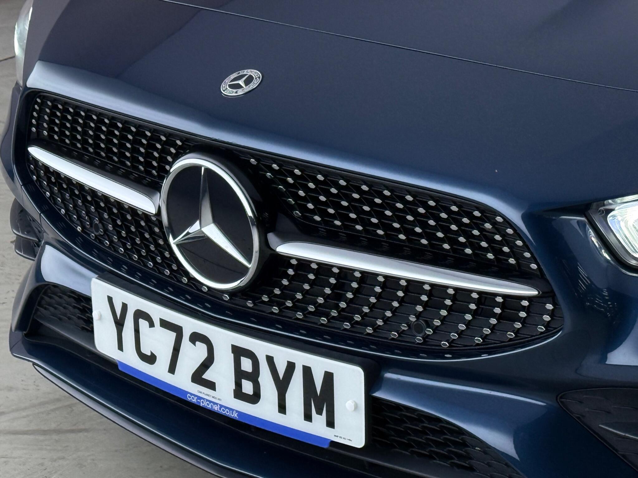 Mercedes-Benz Cla view 13
