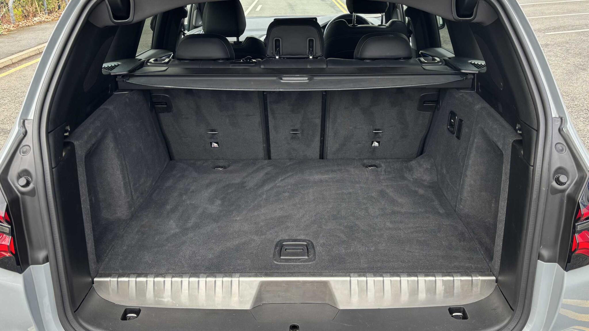 BMW X3 view 18