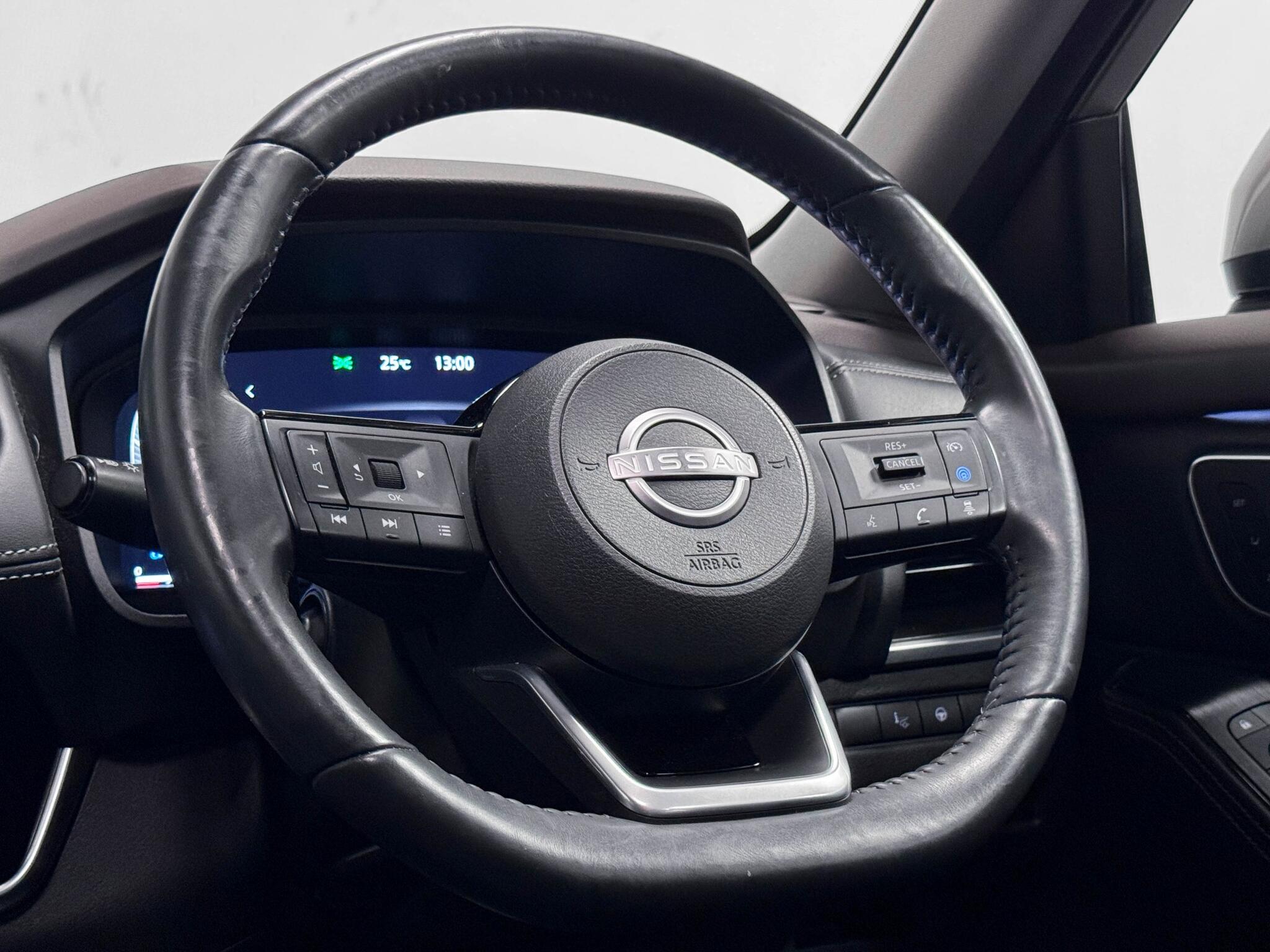 Nissan X-Trail view 16