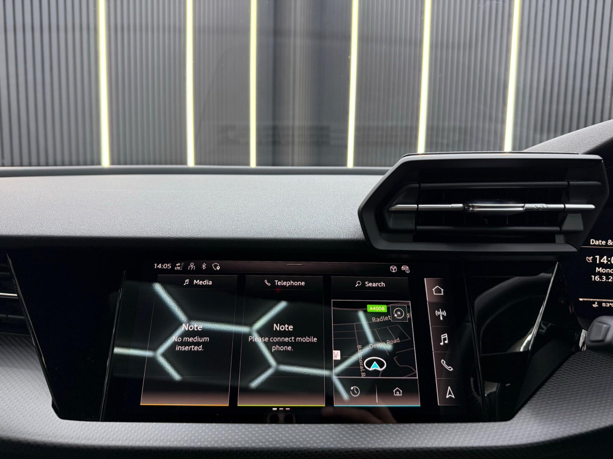 Audi RS3 view 17