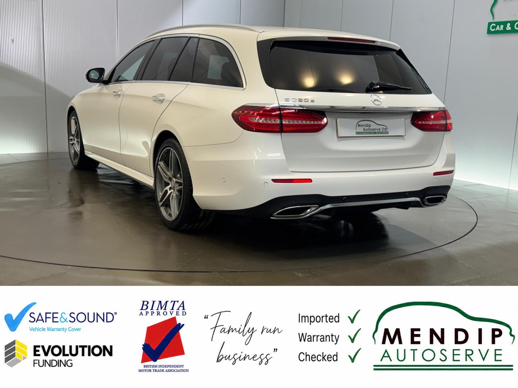 Mercedes-Benz E Class view 13