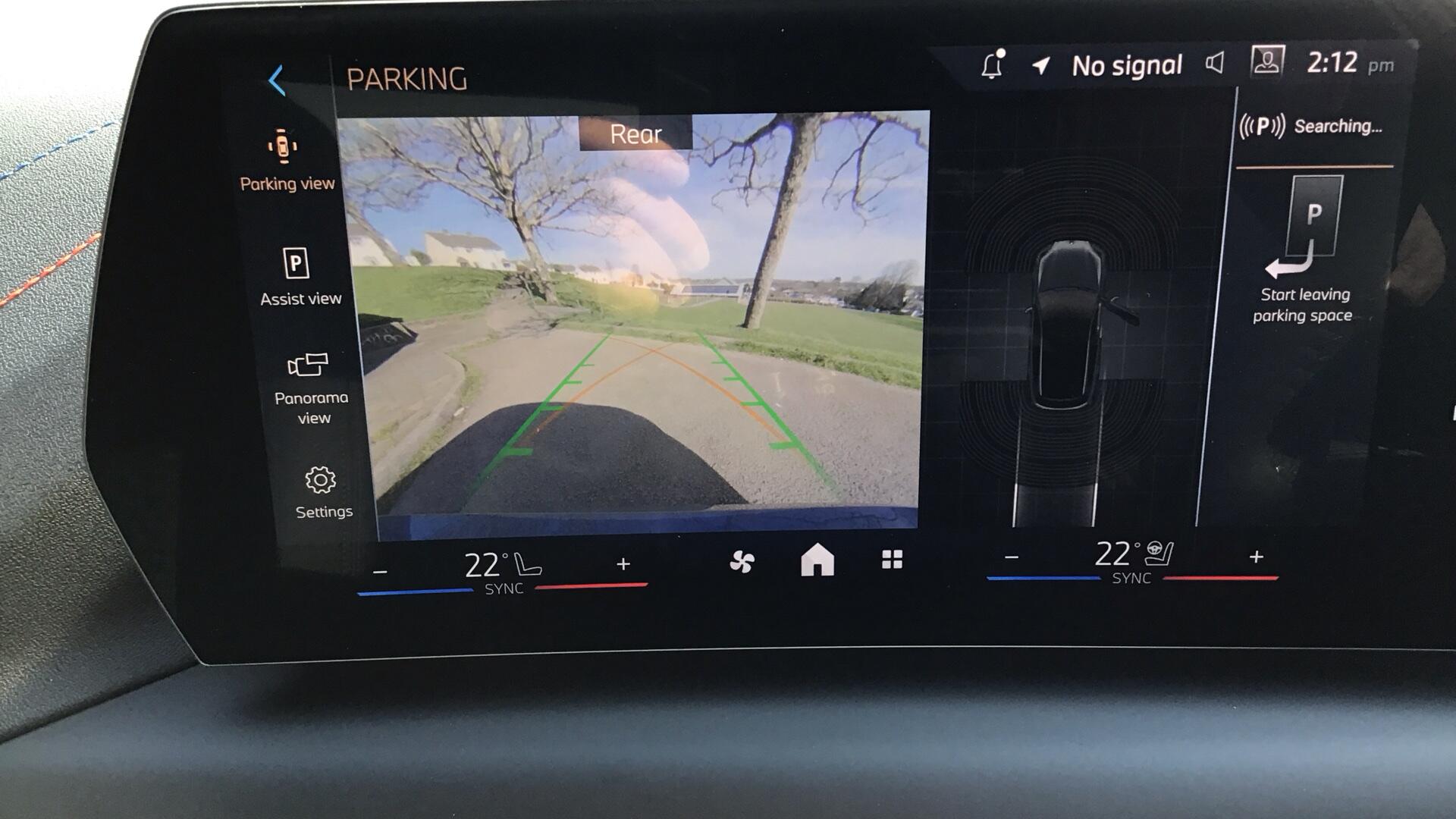 BMW 1 Series view 25