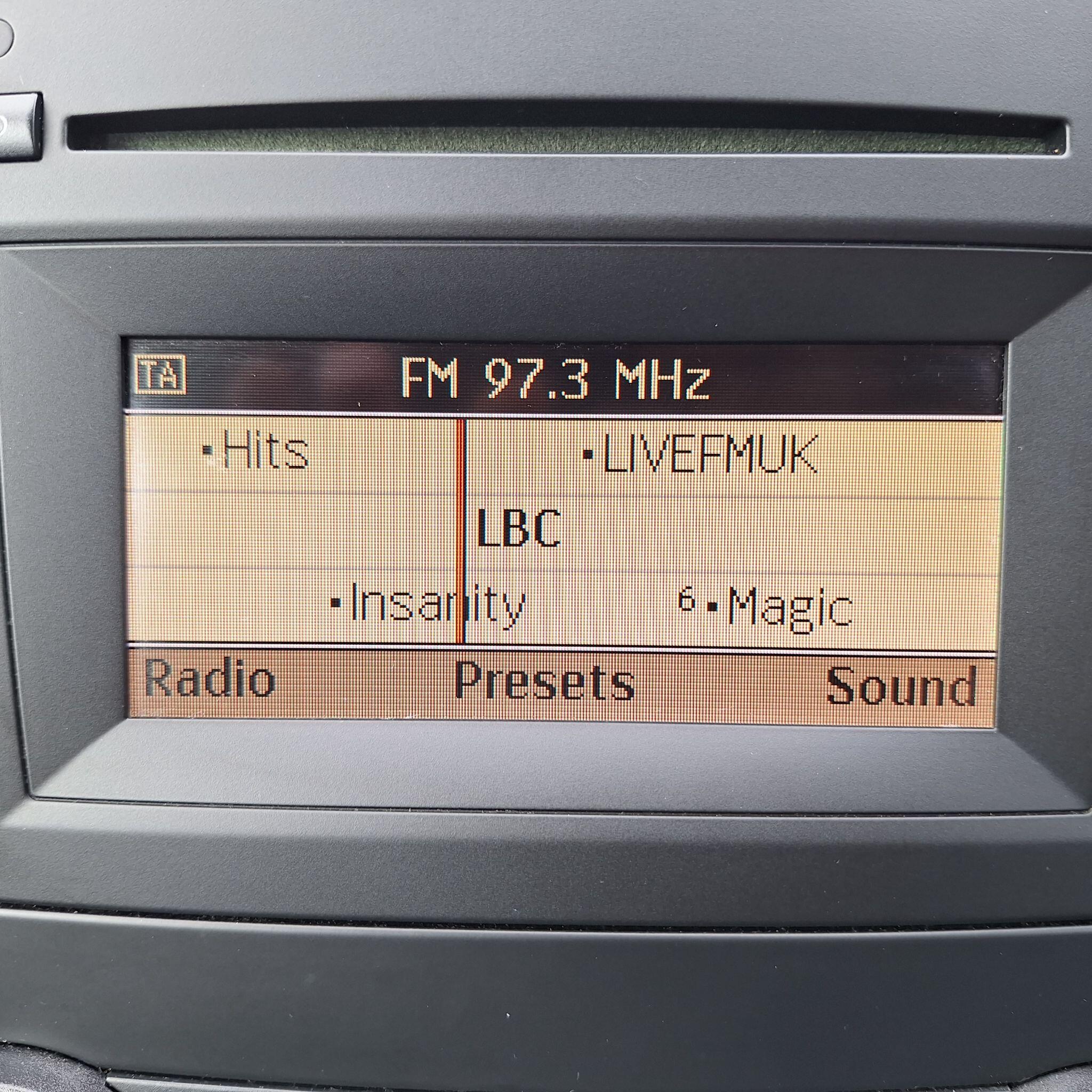 Mercedes-Benz B-Class view 30
