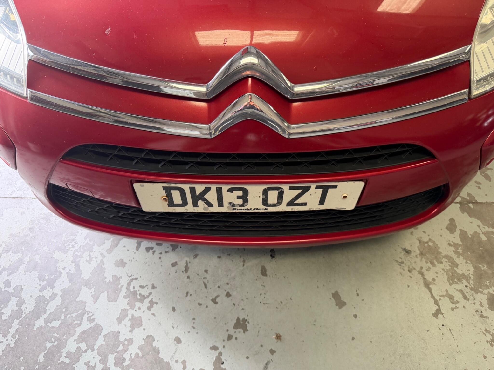 Citroen Grand C4 Picasso view 15