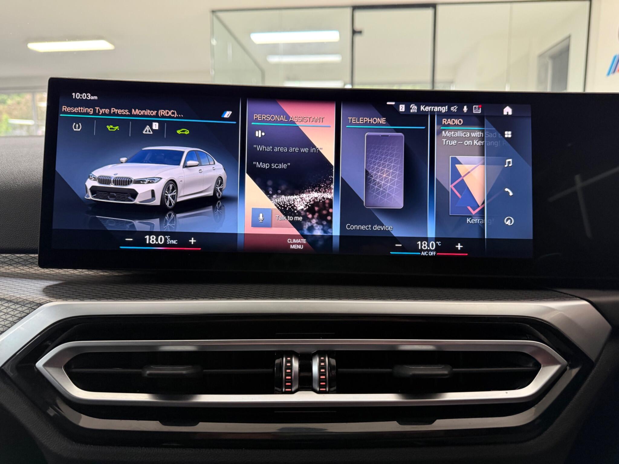 BMW 3 Series view 28
