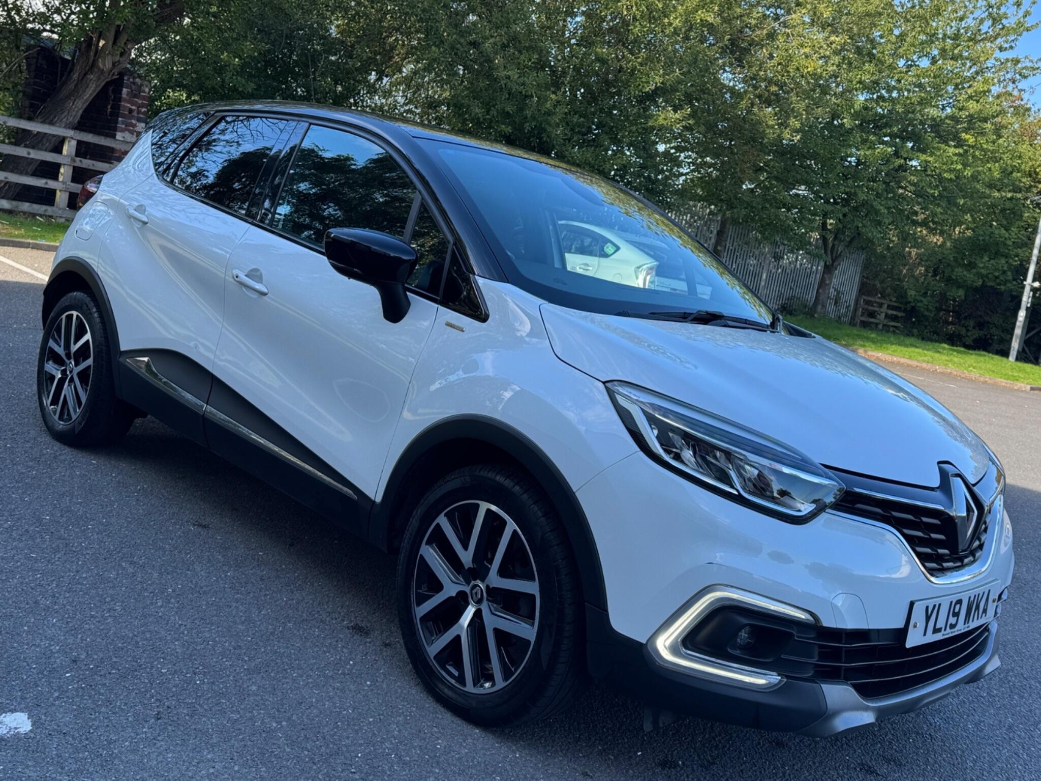 Renault Captur view 2