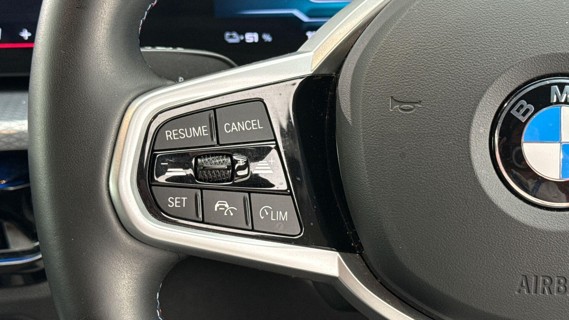 BMW i4 view 17
