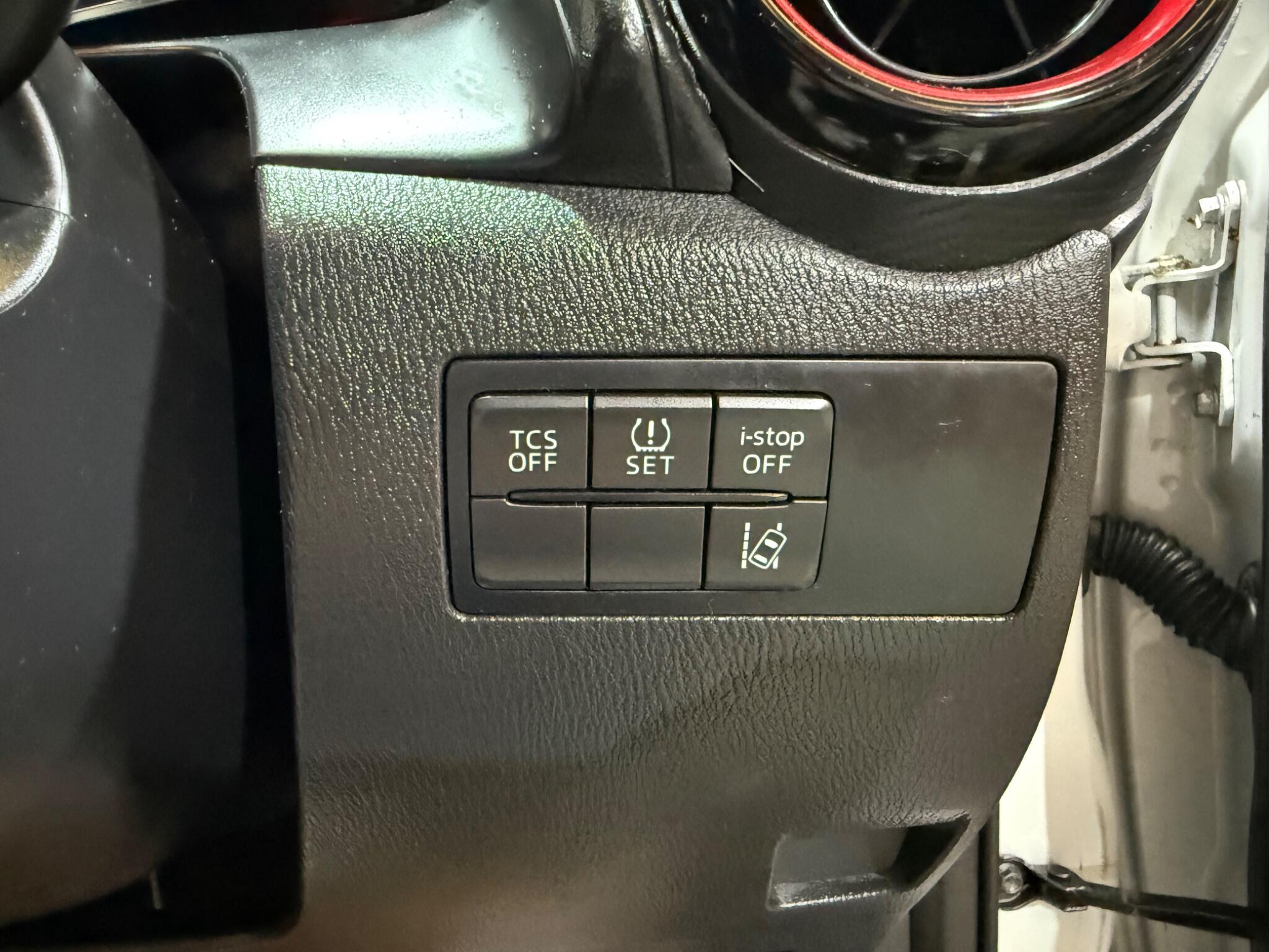Mazda Skyactiv-G view 36