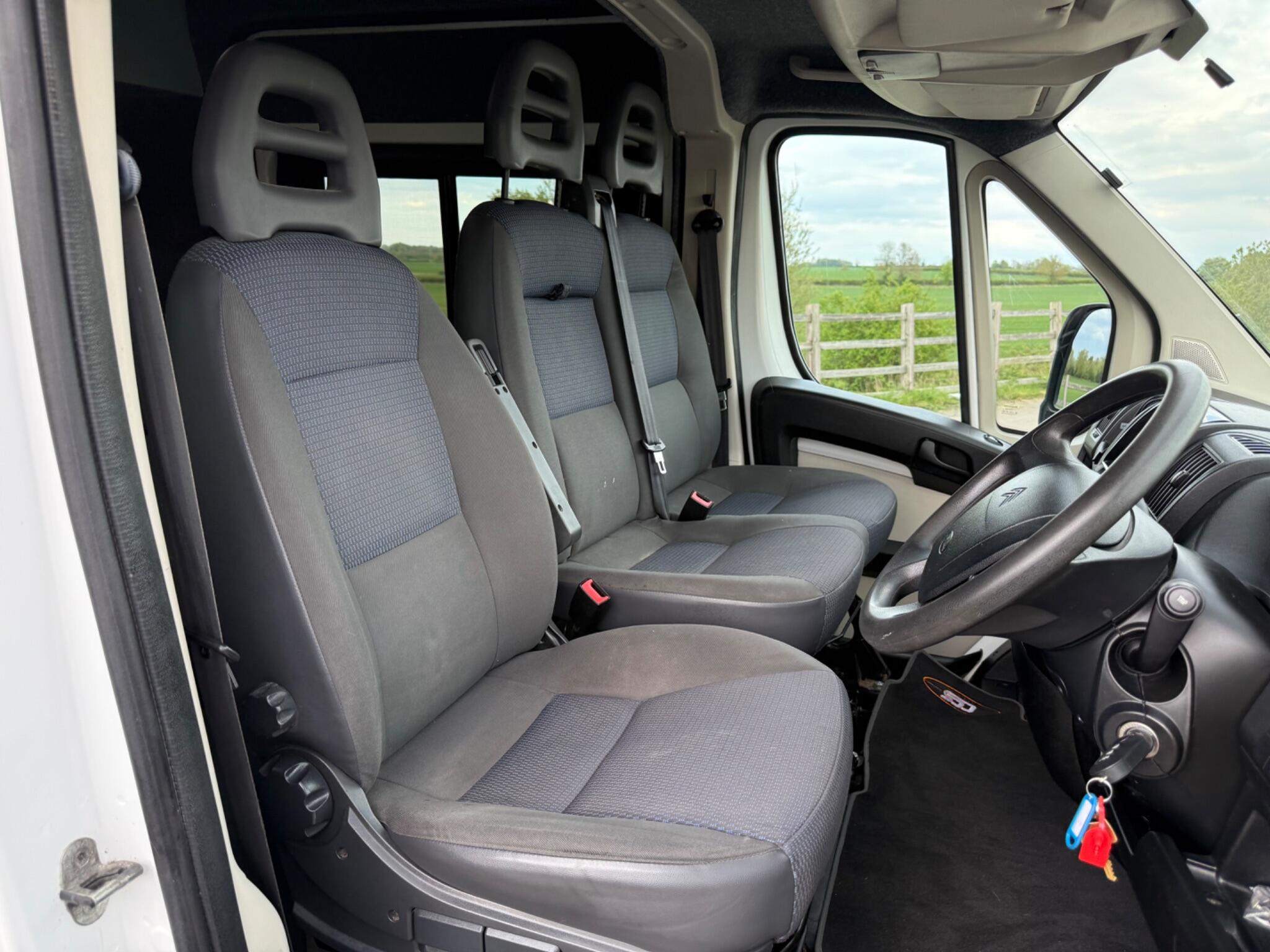 Citroen Relay 2.2 HDi 35 Enterprise L3 H2 4dr — photo 28 of 134
