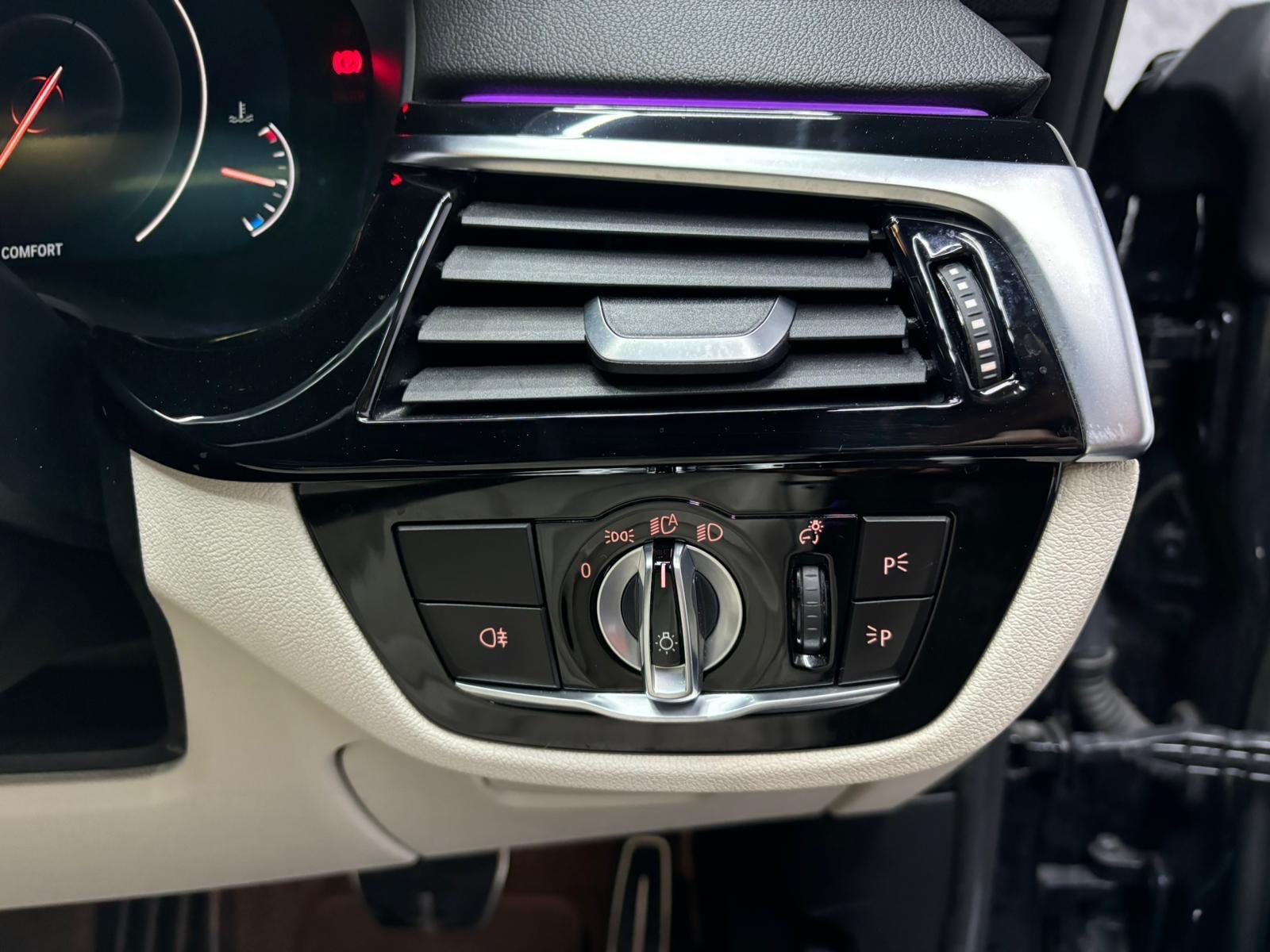 BMW 6 Series Gran Turismo view 39