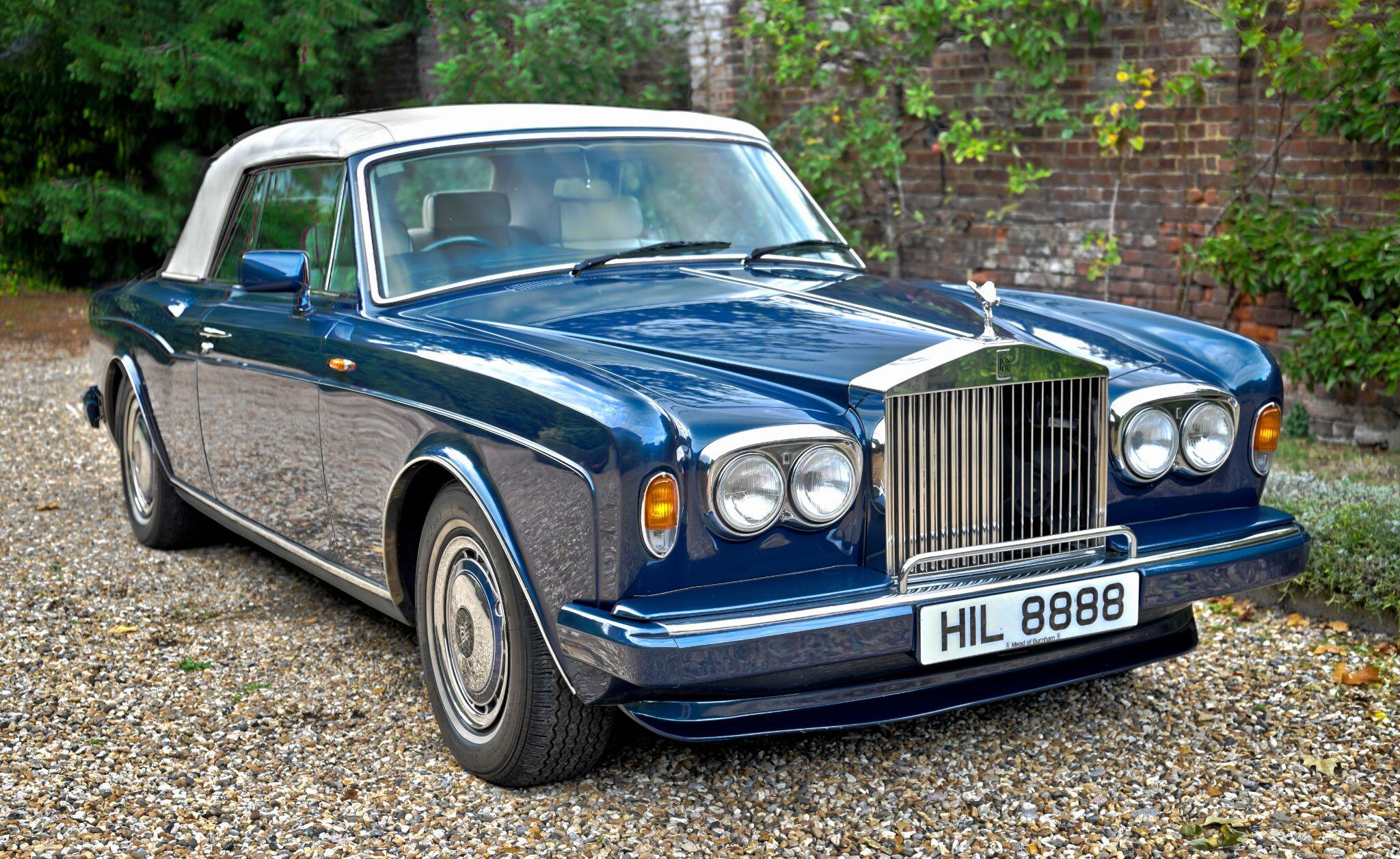 Rolls-Royce Corniche view 2