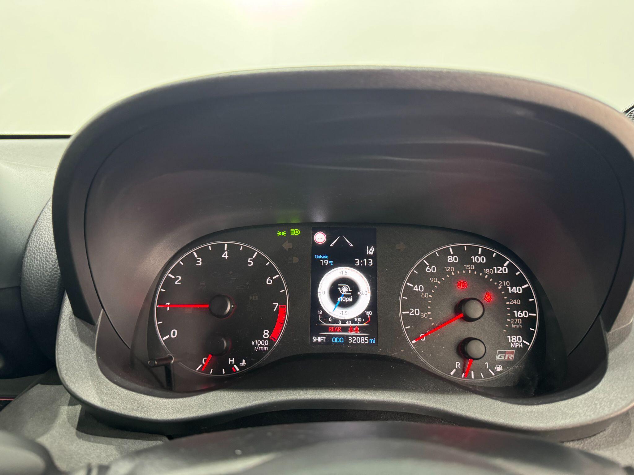 Toyota Yaris view 39