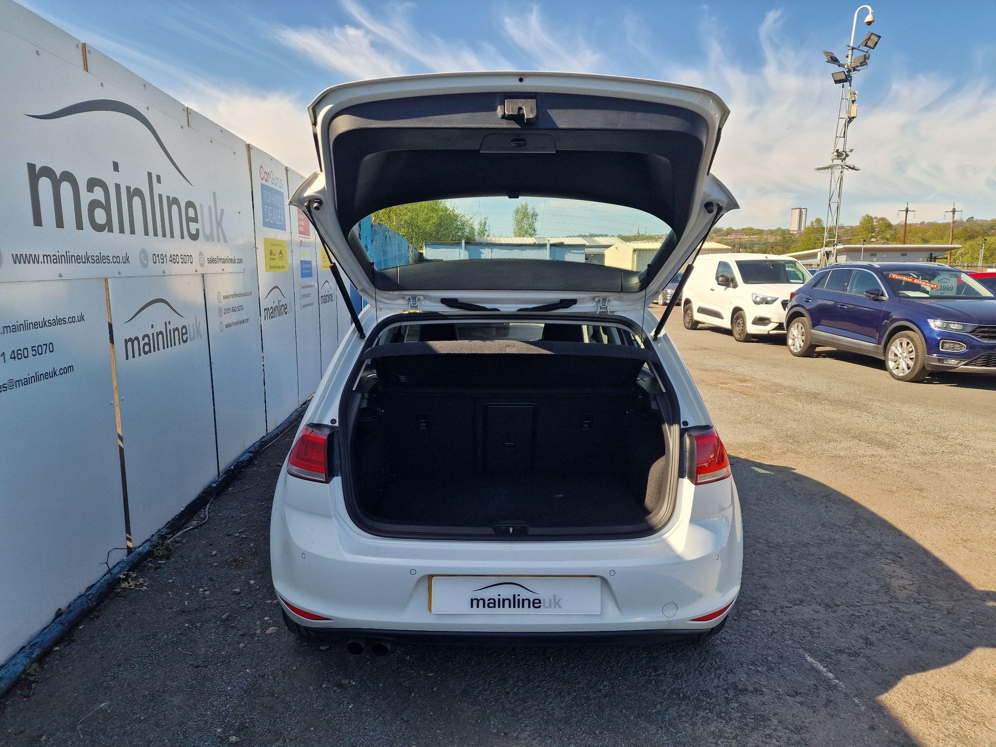 Volkswagen Golf view 46