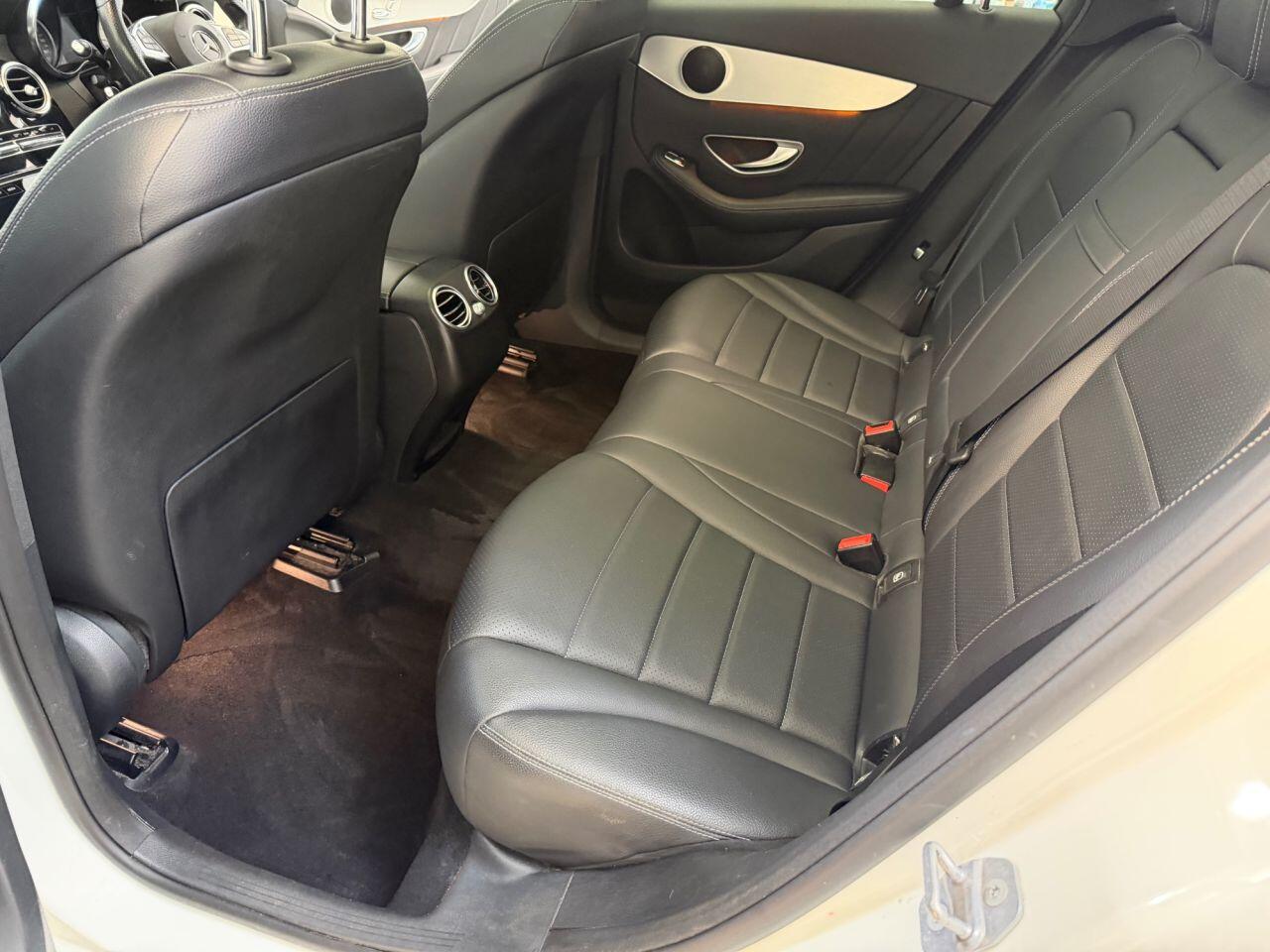 Mercedes-Benz GLC view 23