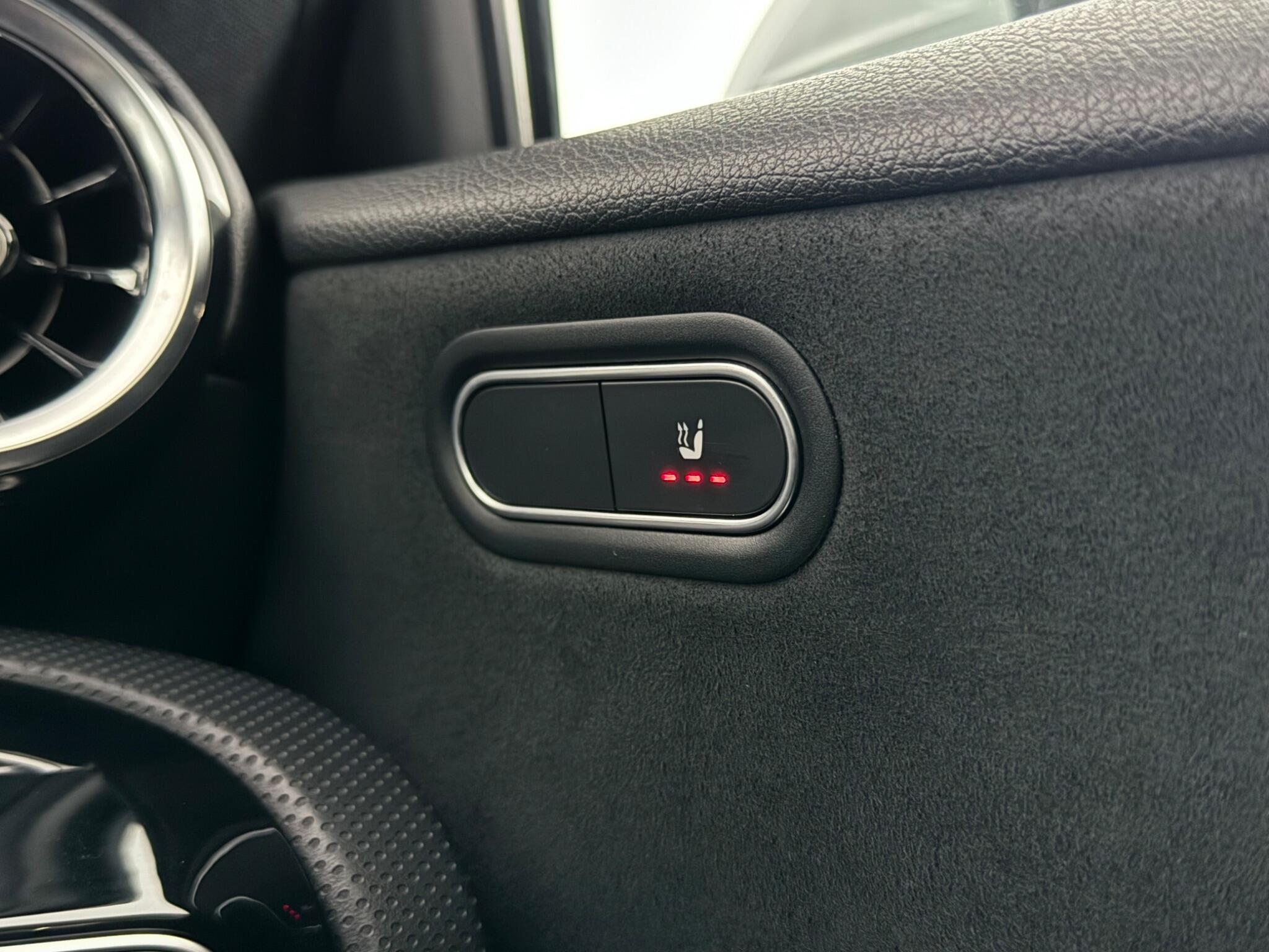 Mercedes-Benz A-Class view 30