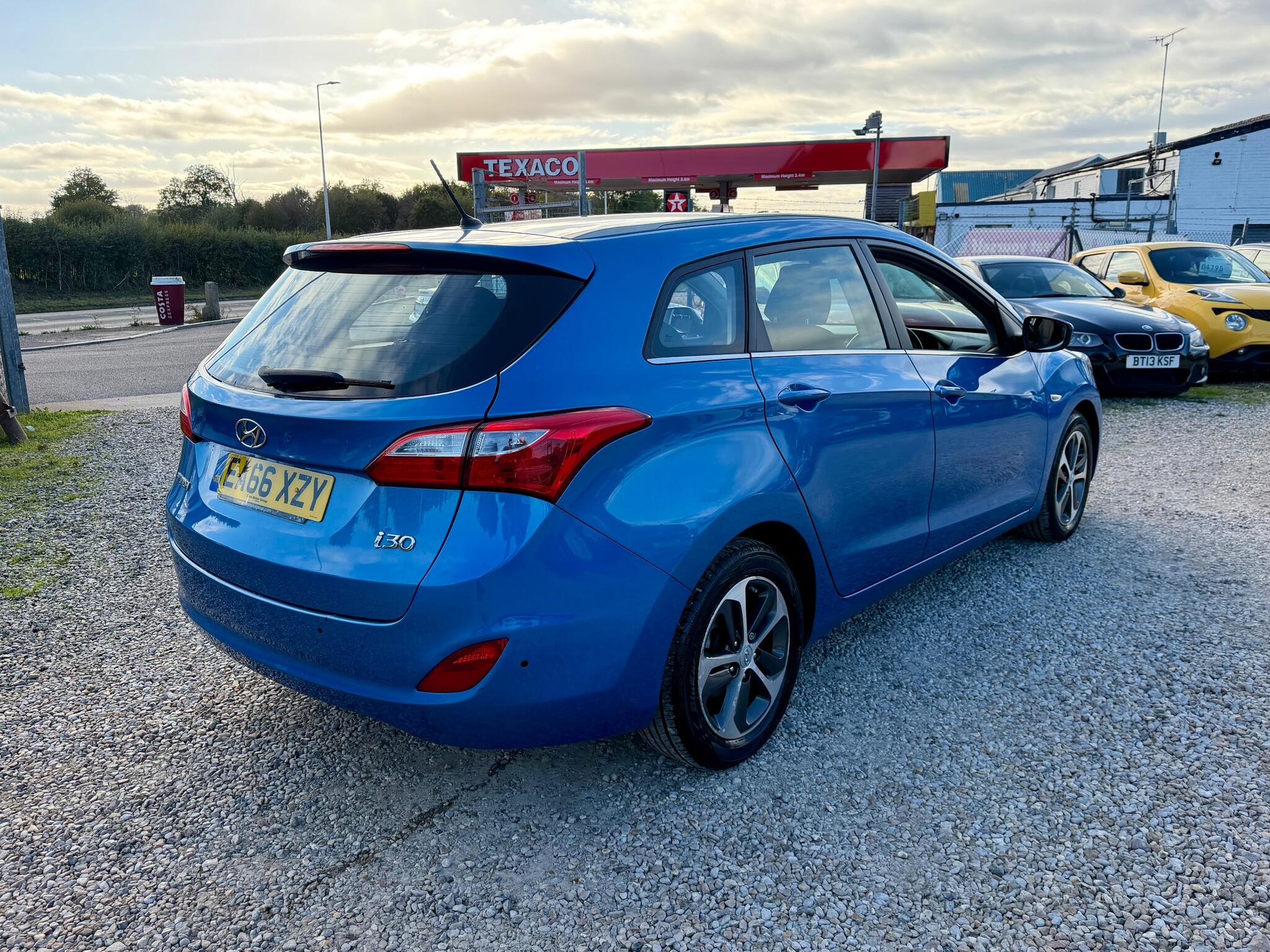 Hyundai i30 view 8