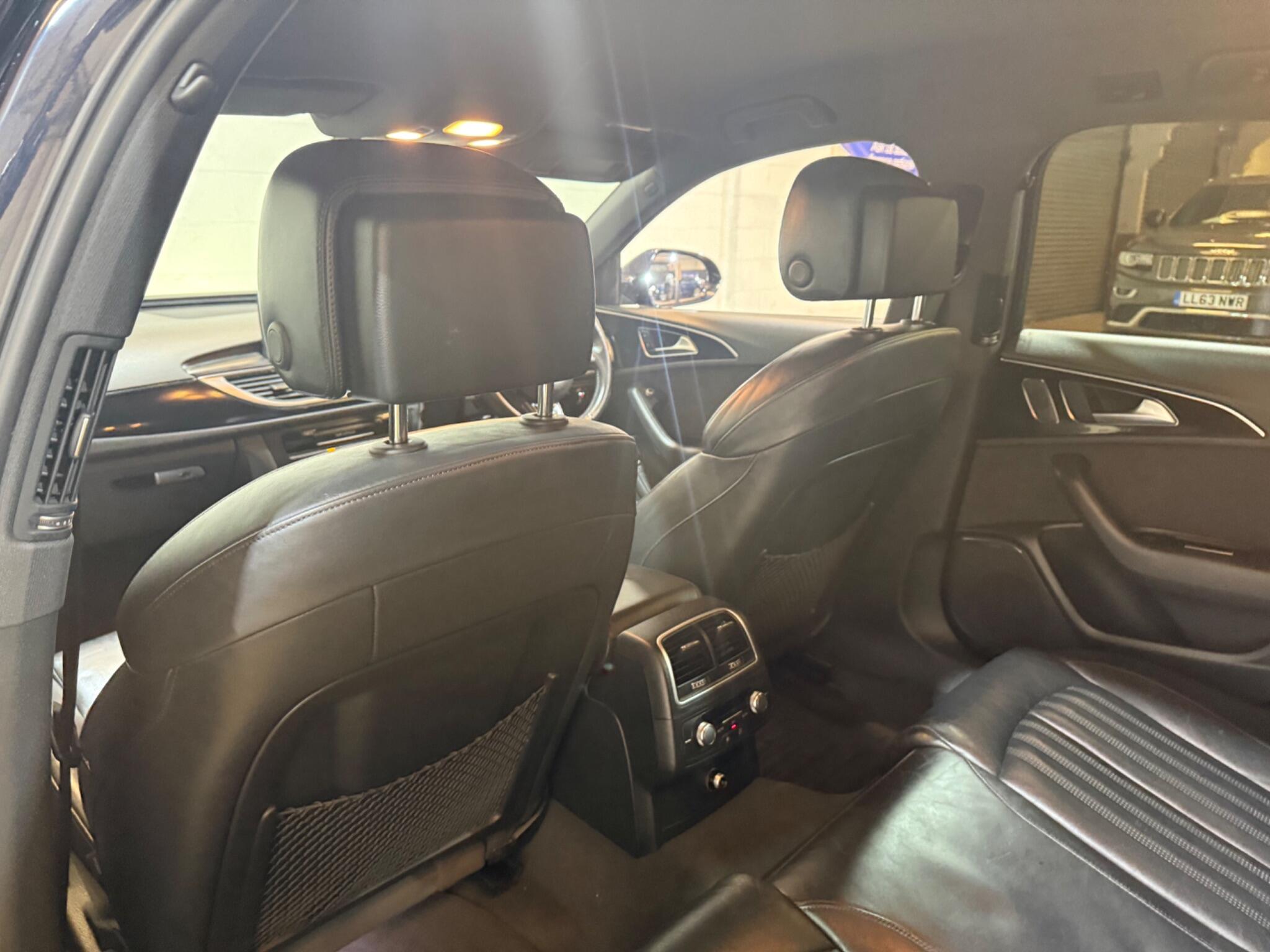 Audi A6 Avant view 25