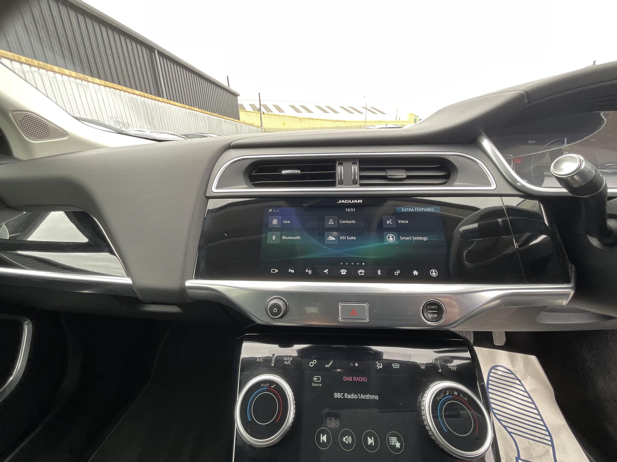 Jaguar I-Pace view 22