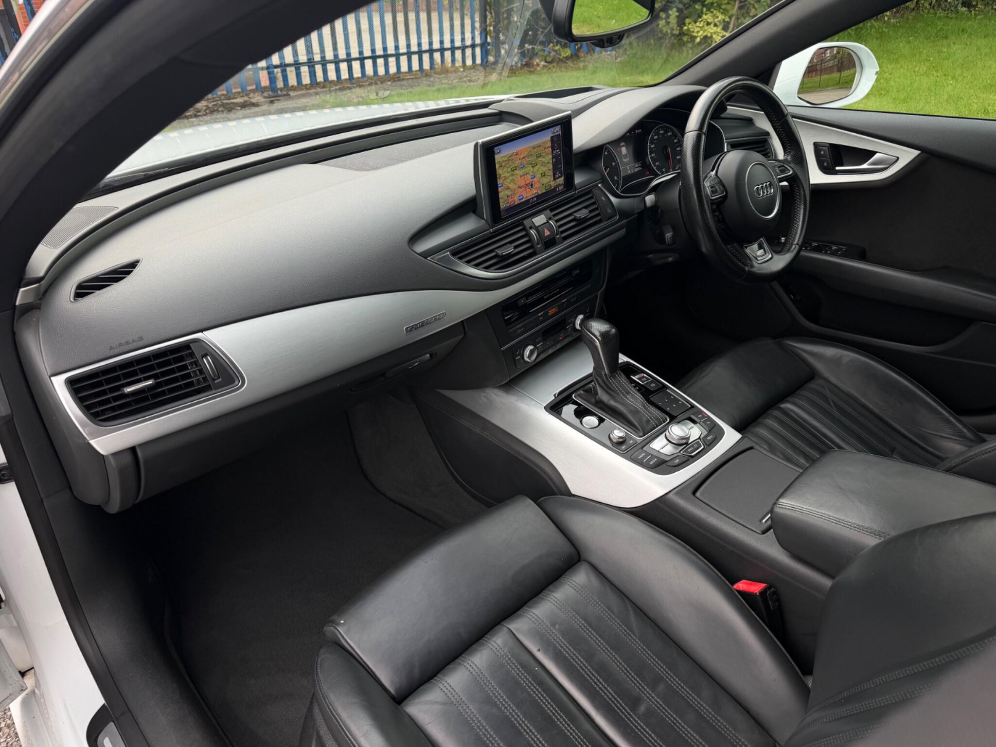 Audi A7 view 12
