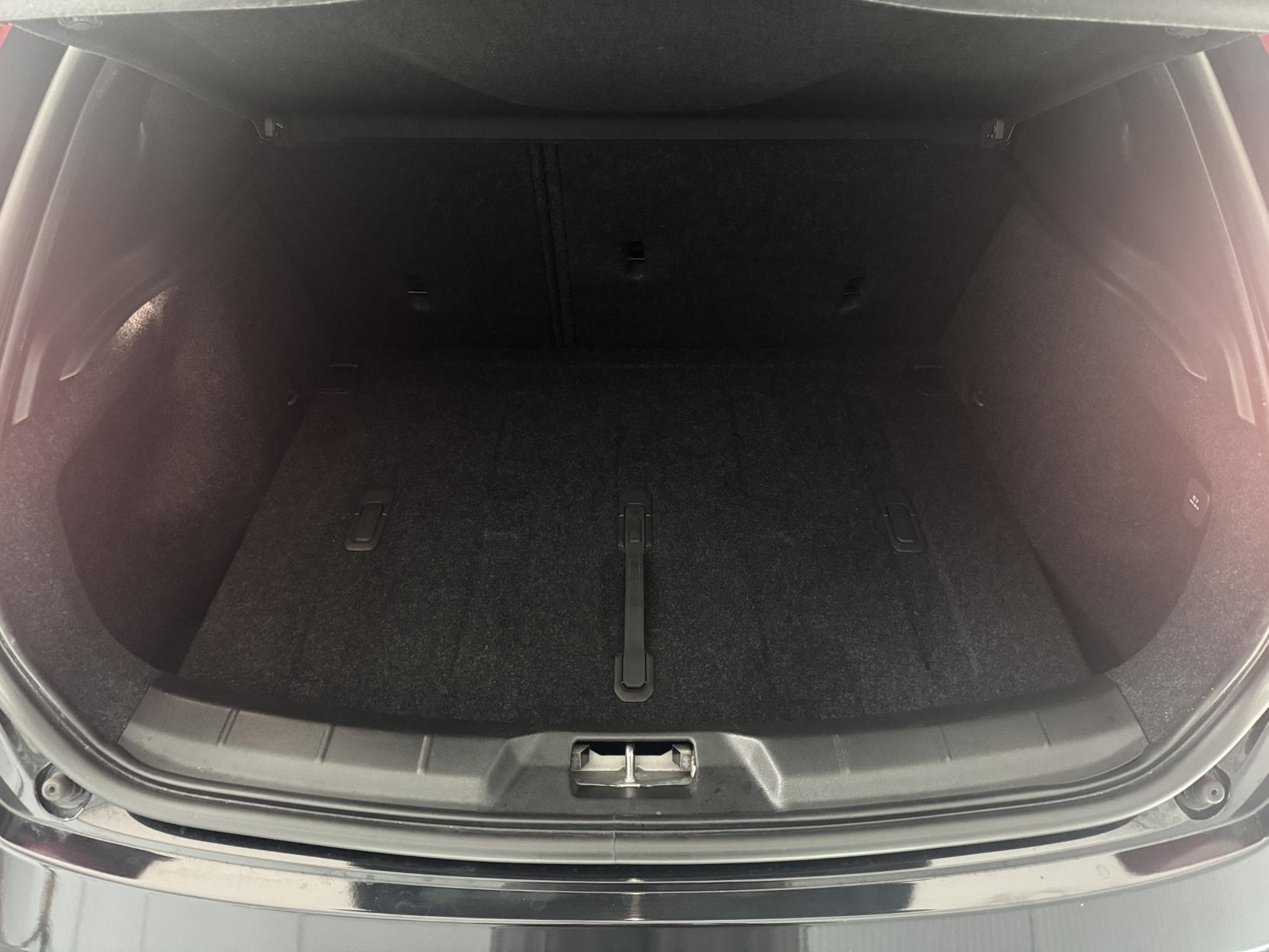 Volvo V40 view 75