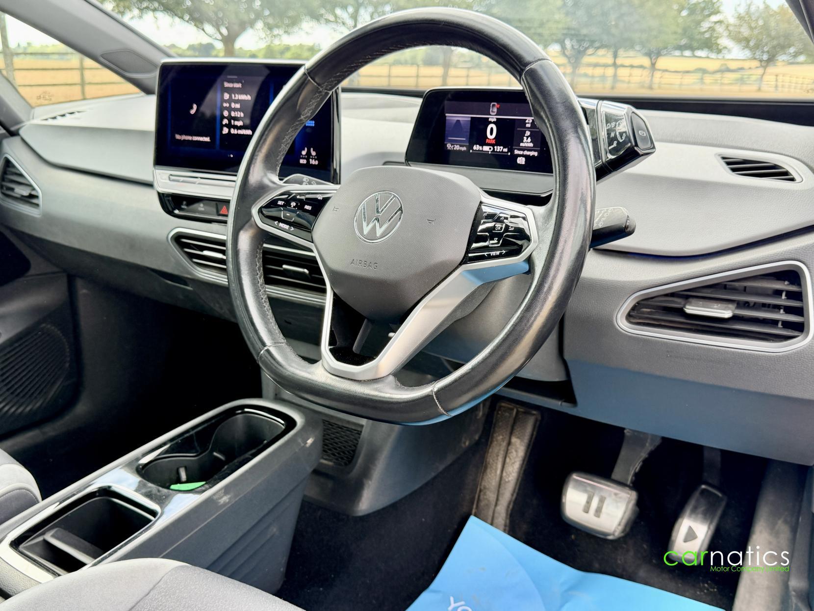 Volkswagen Id.3 view 19