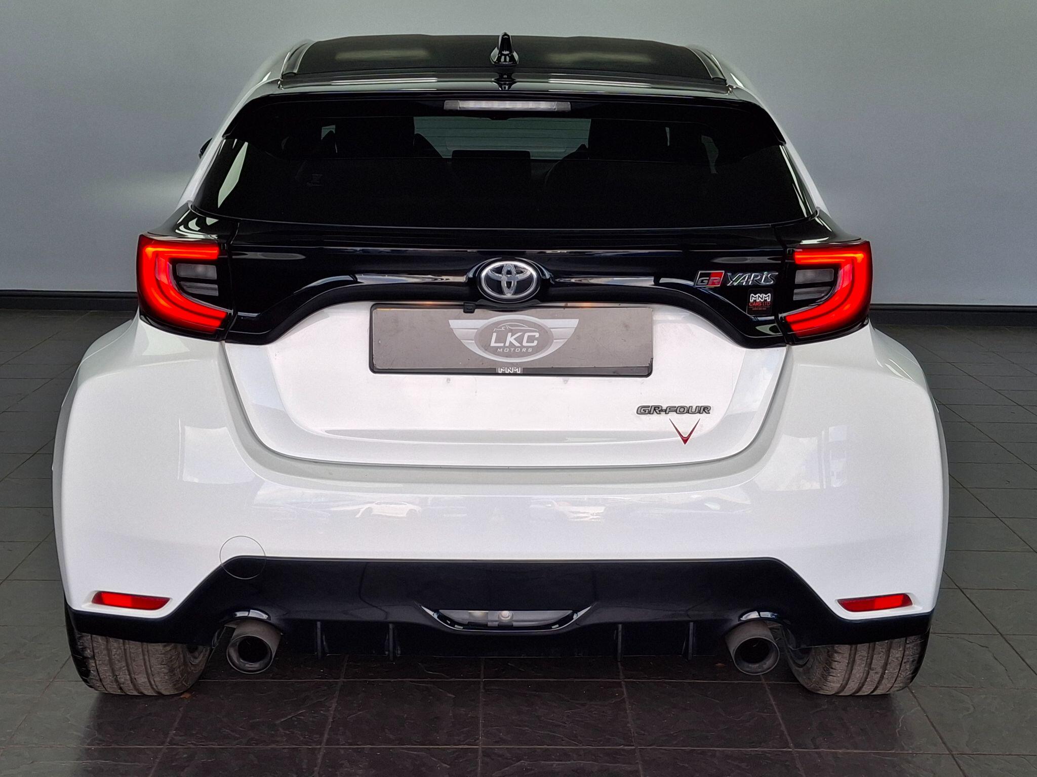 Toyota Yaris view 42