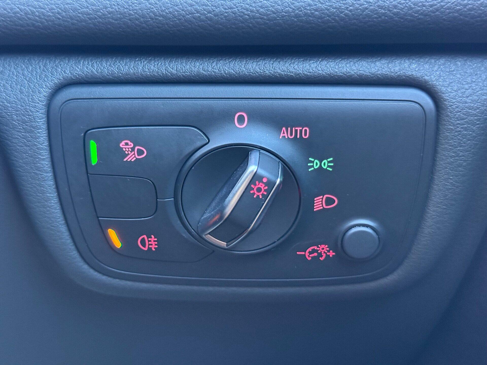 Audi A6 view 55