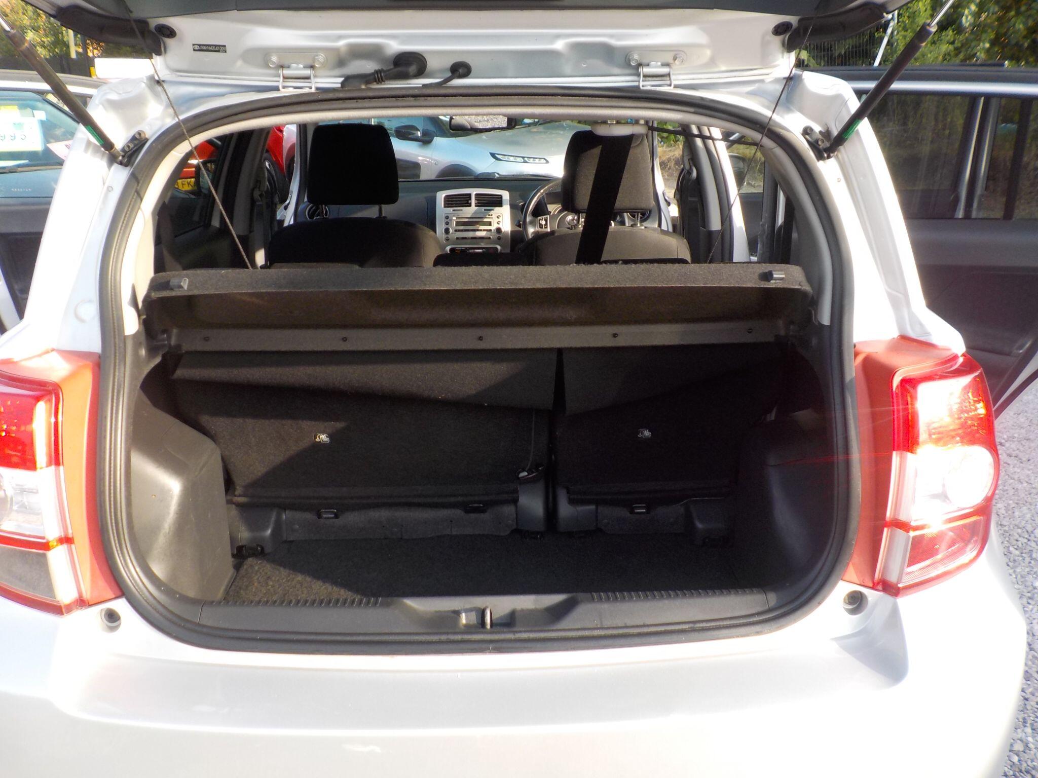 Toyota Urban Cruiser 1.33 Dual VVT-i Euro 4 (s/s) 5dr