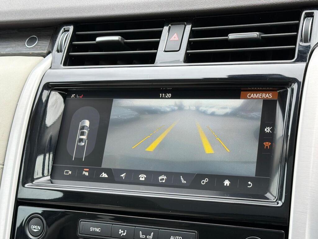 Land Rover Discovery view 36