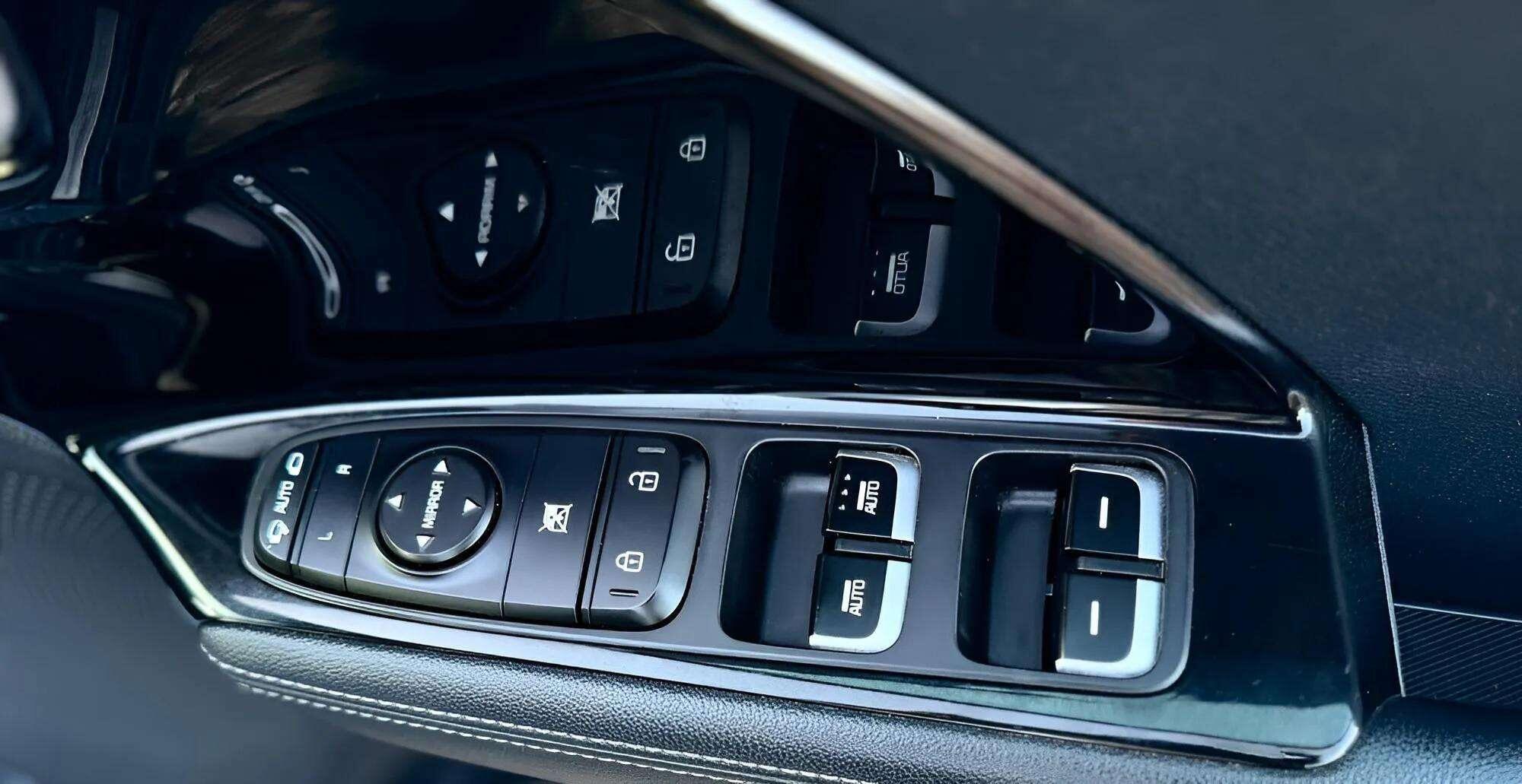 Kia Niro view 28