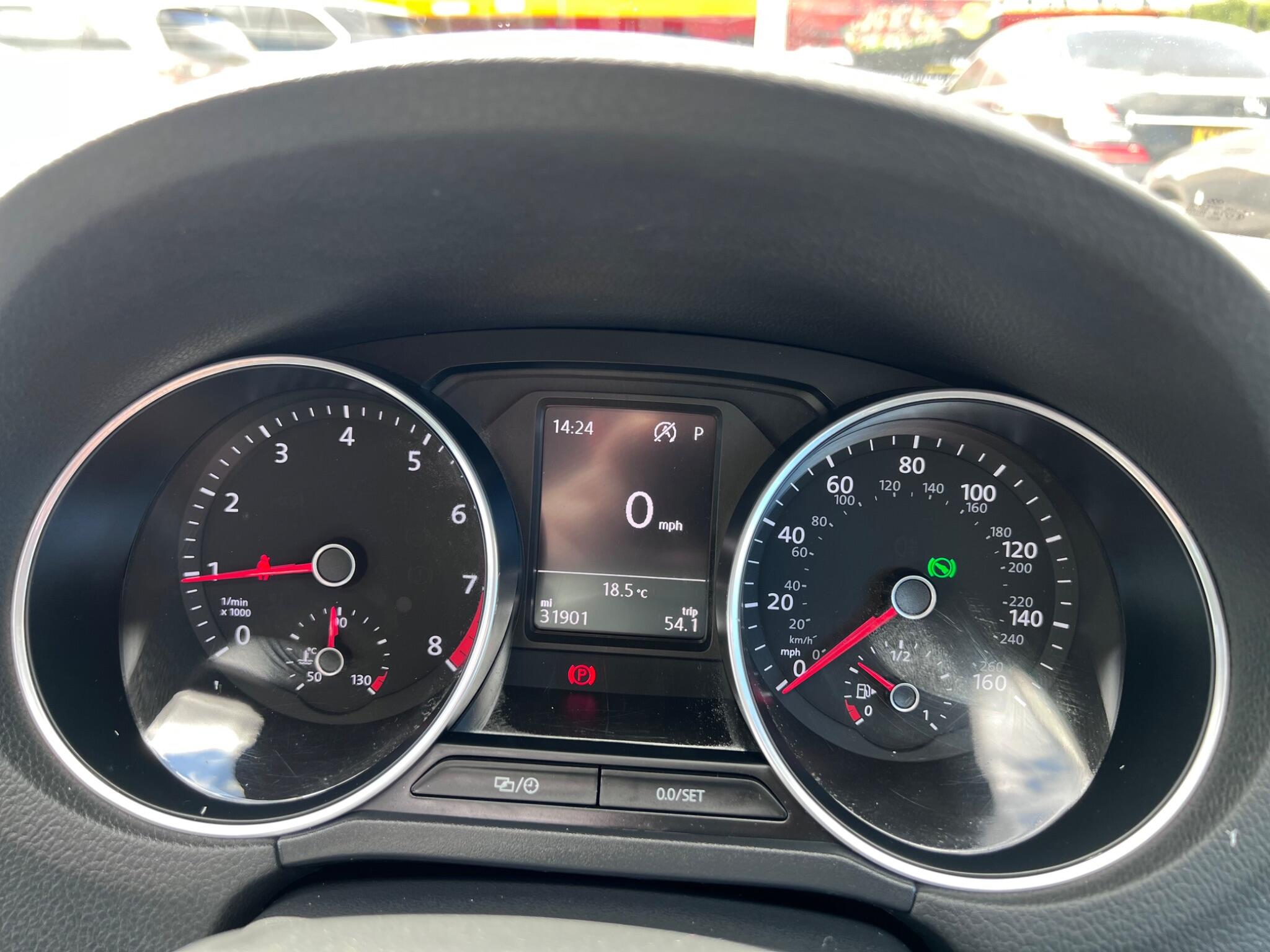 Volkswagen Polo view 21