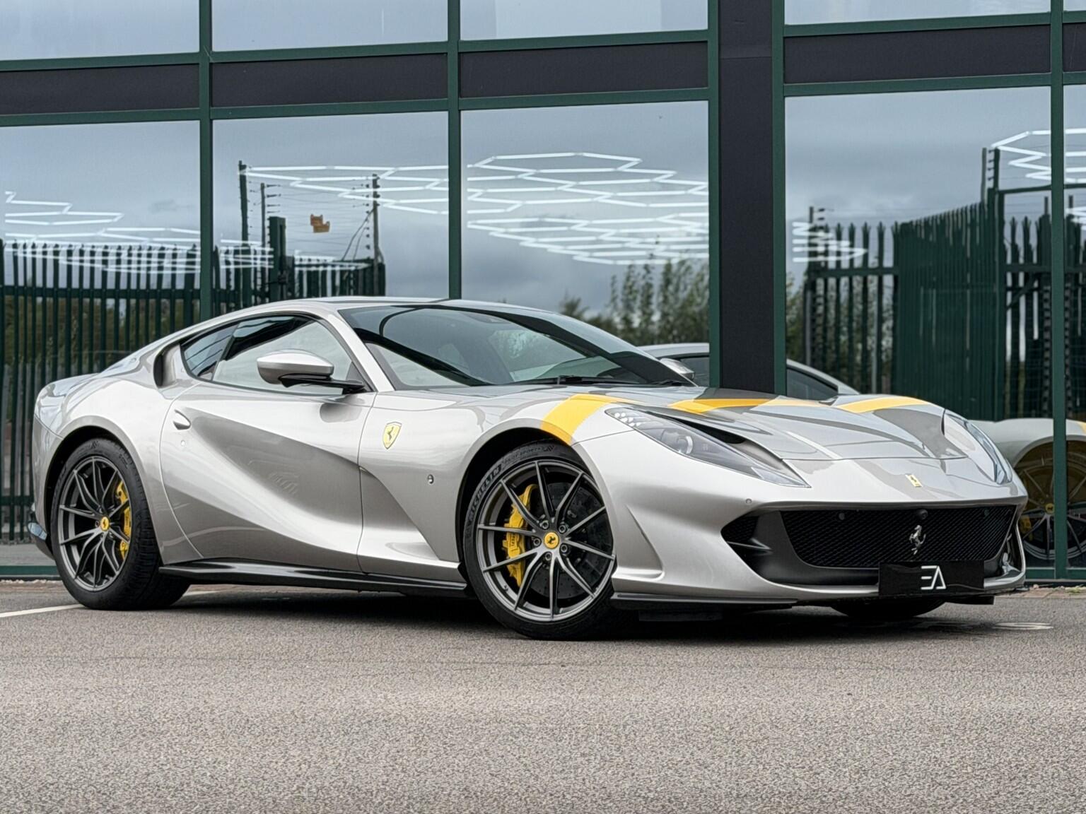 Ferrari 812 view 10
