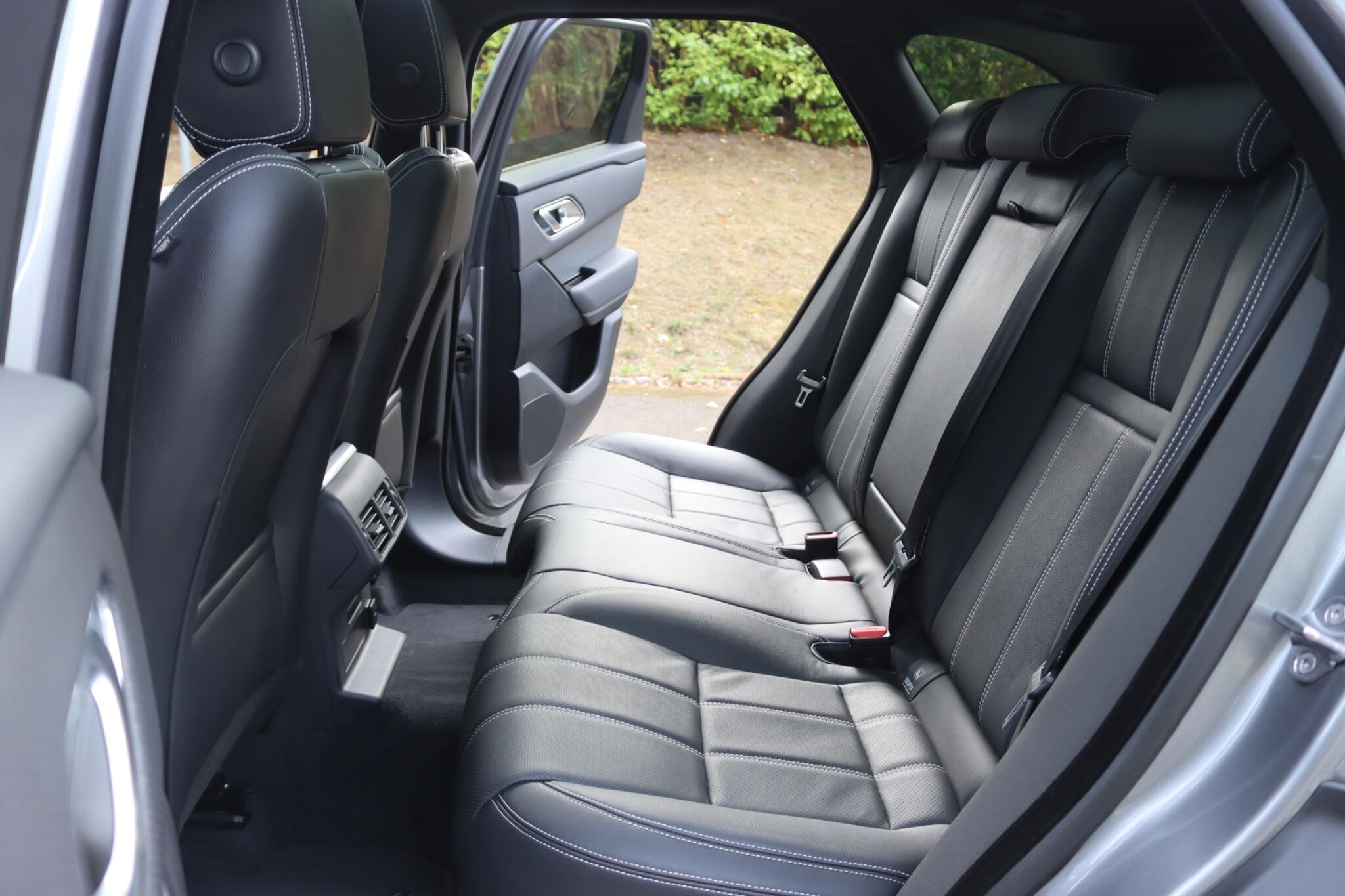 Land Rover Range Rover Velar view 8