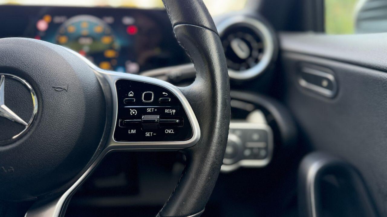 Mercedes-Benz A-Class view 24