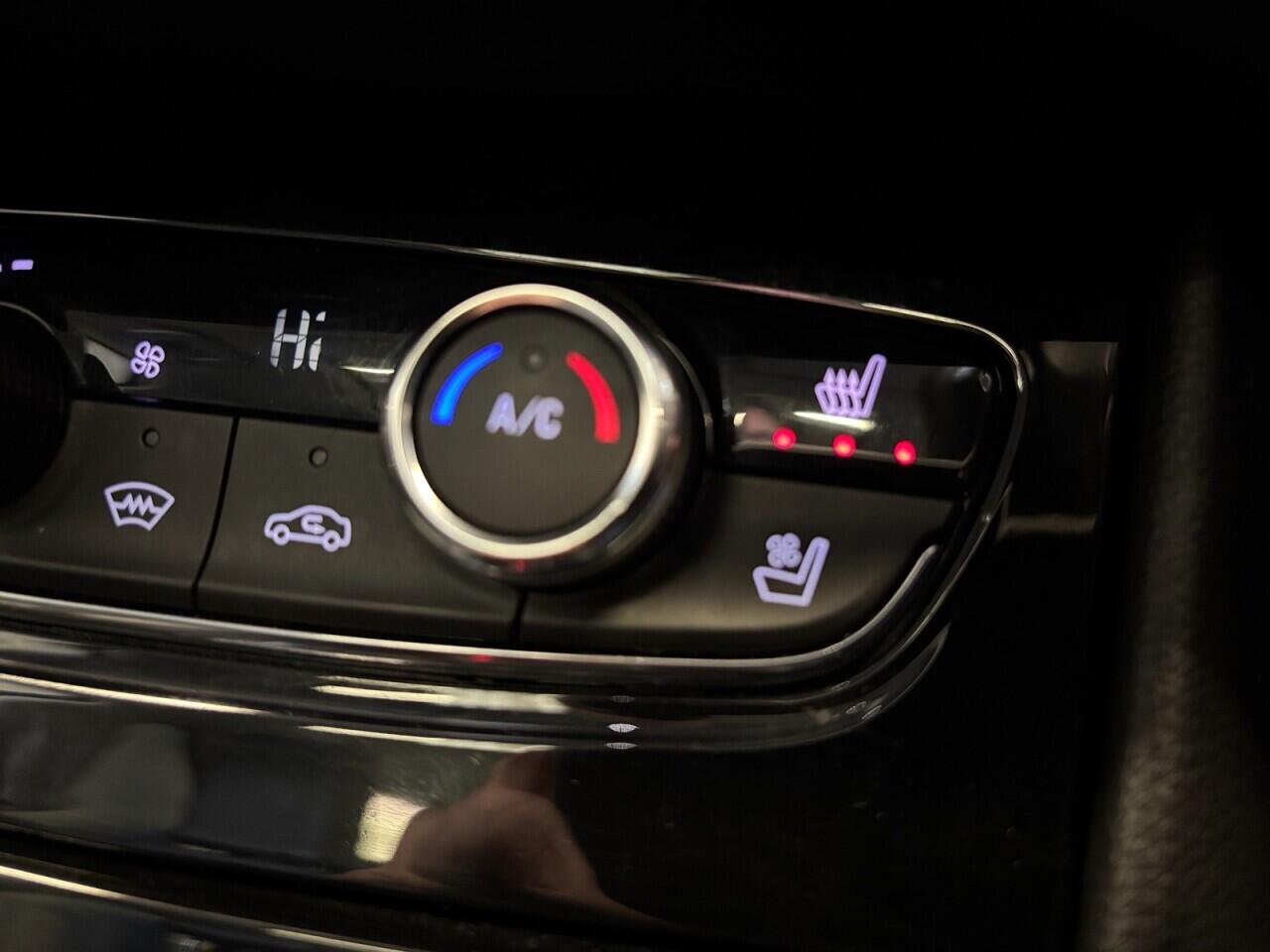 Vauxhall Grandland X view 33