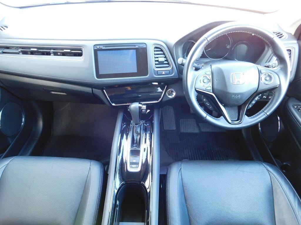 HR-V
