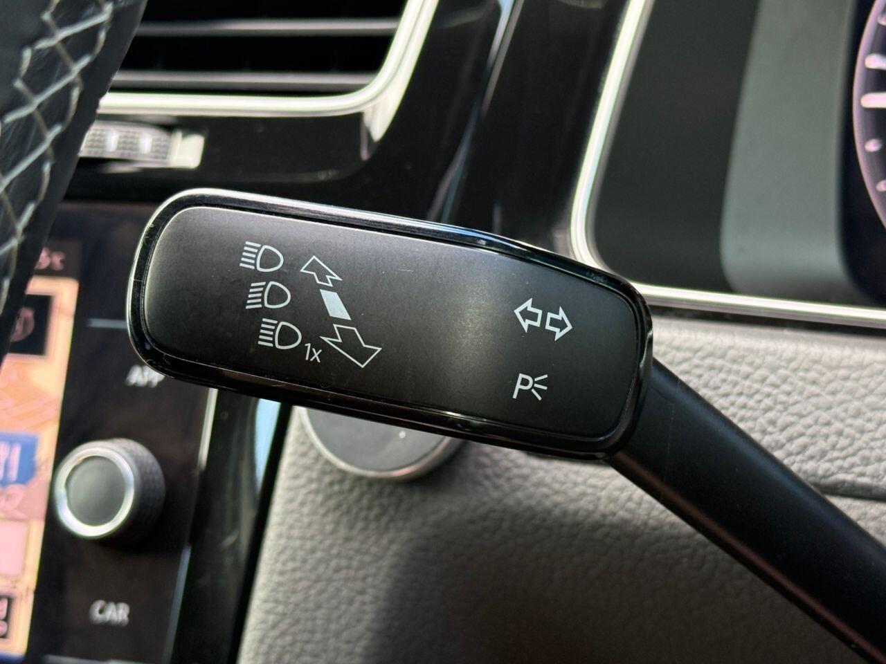 Volkswagen Golf view 40