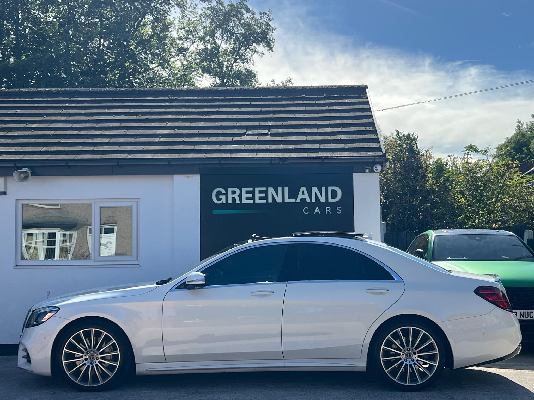 Mercedes-Benz S-Class view 34