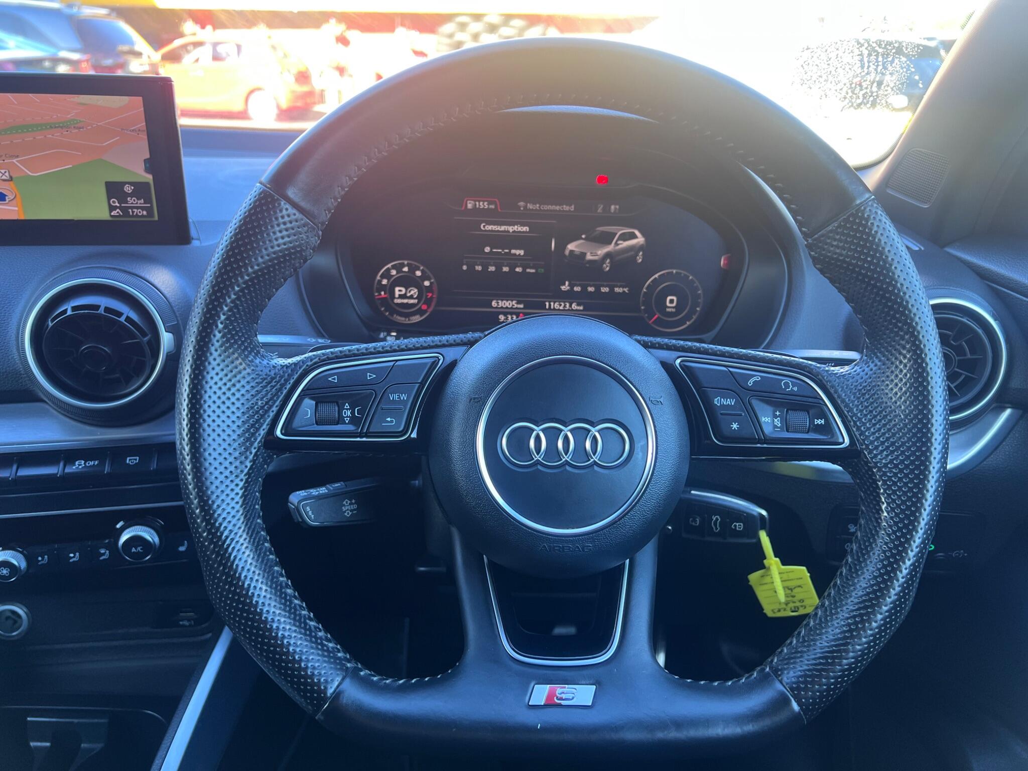 Audi Q2 view 20