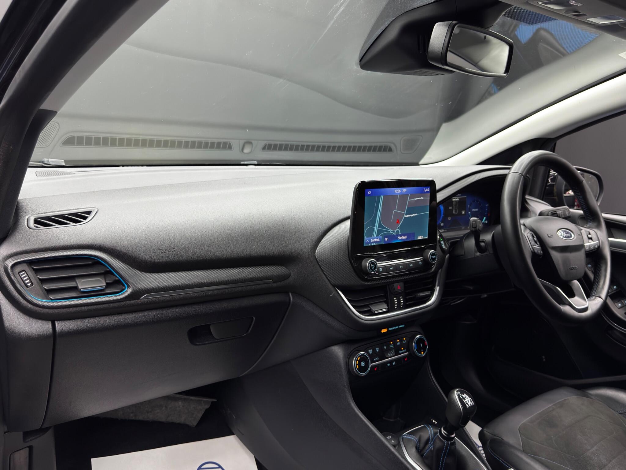 Ford Fiesta view 11