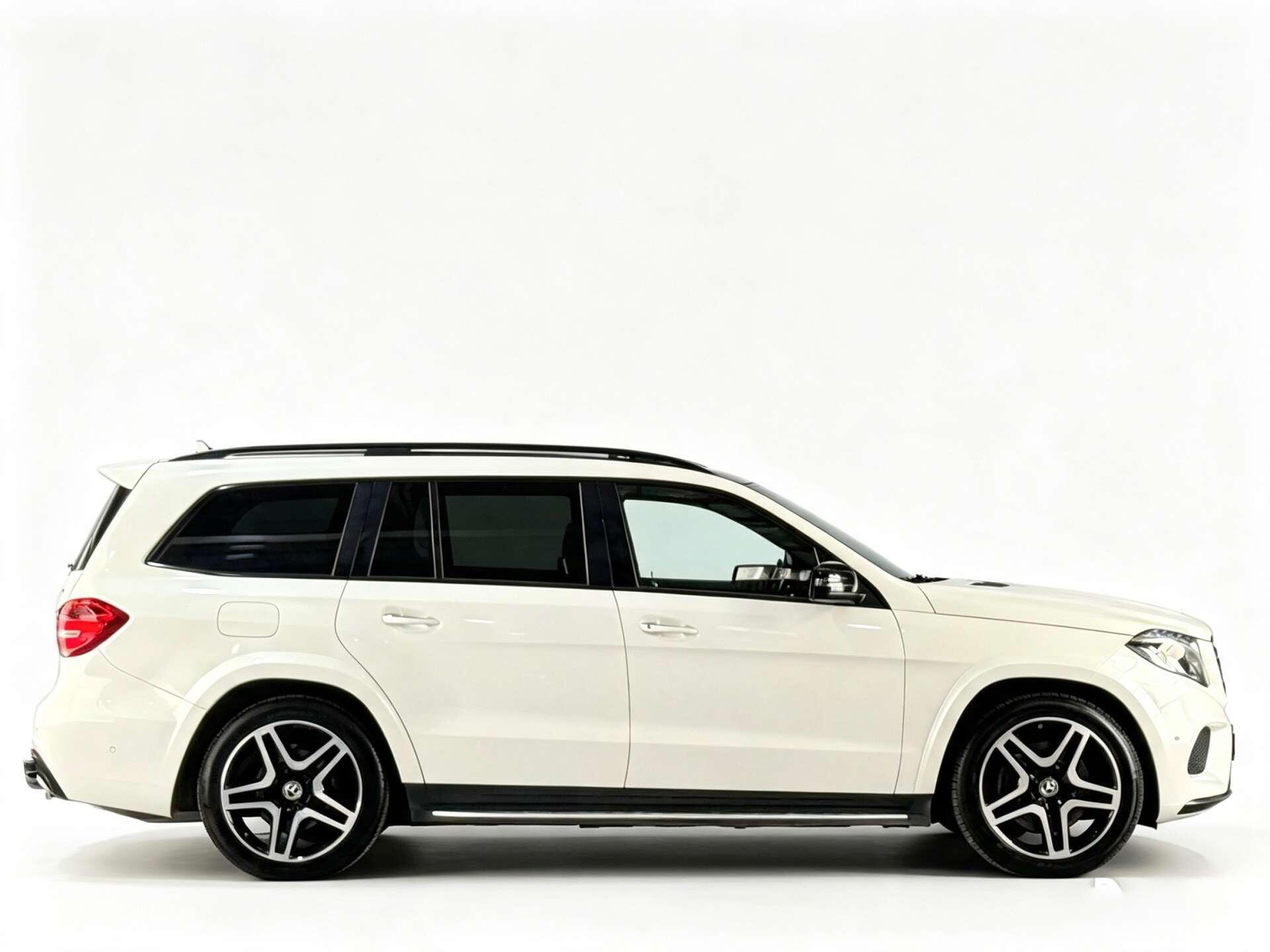 Mercedes-Benz GLS view 12