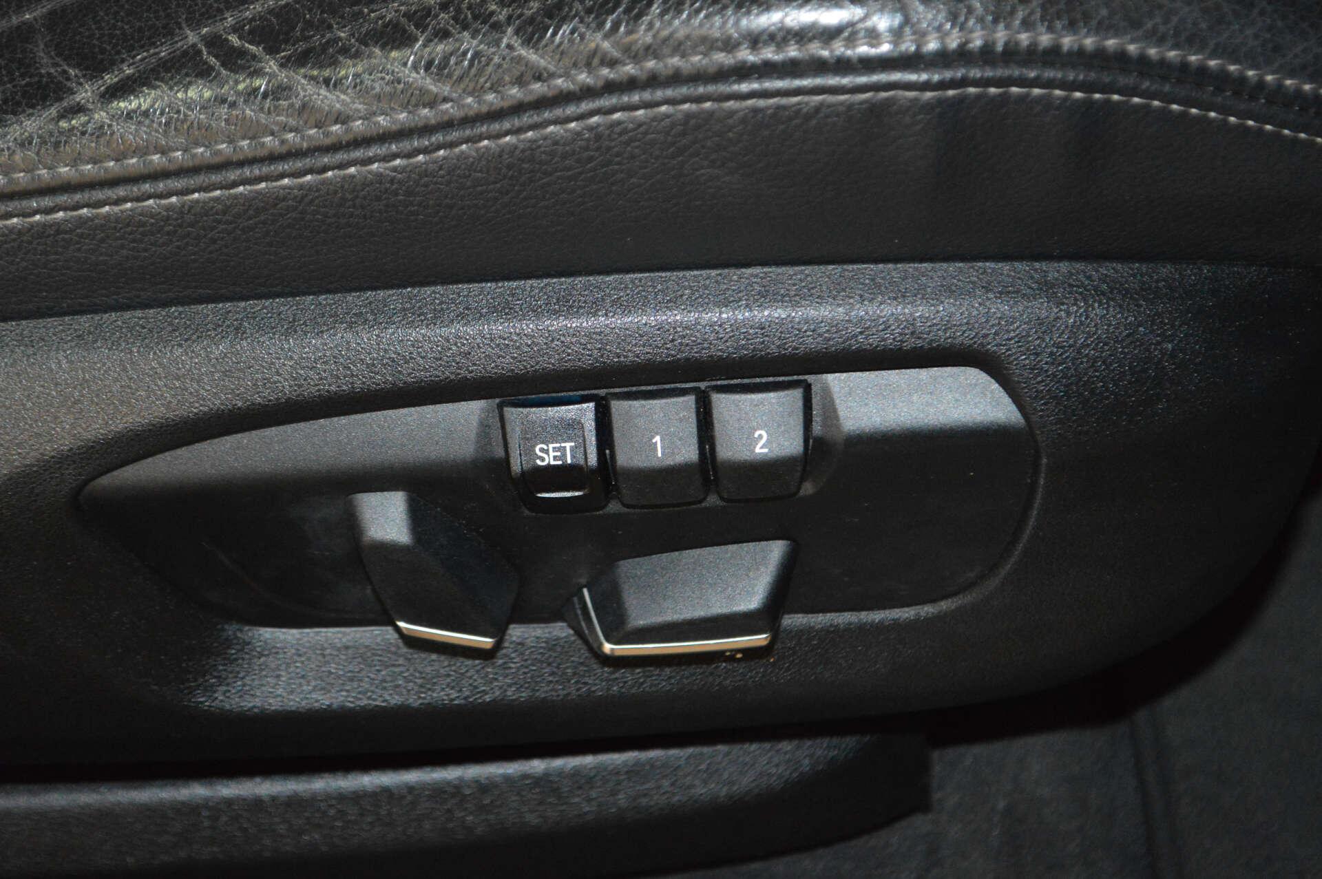 BMW X6 view 37