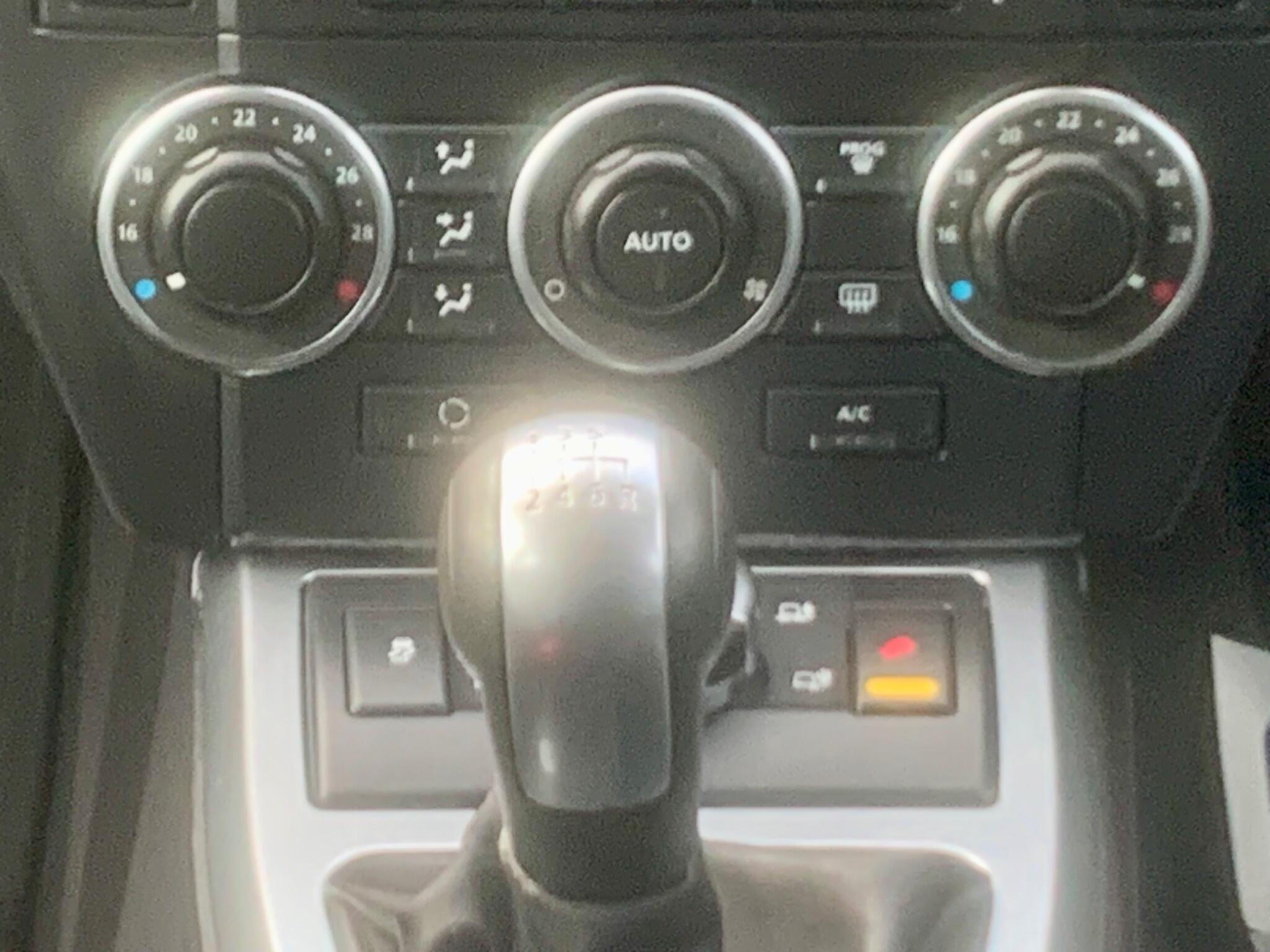 Land Rover Freelander 2 view 31