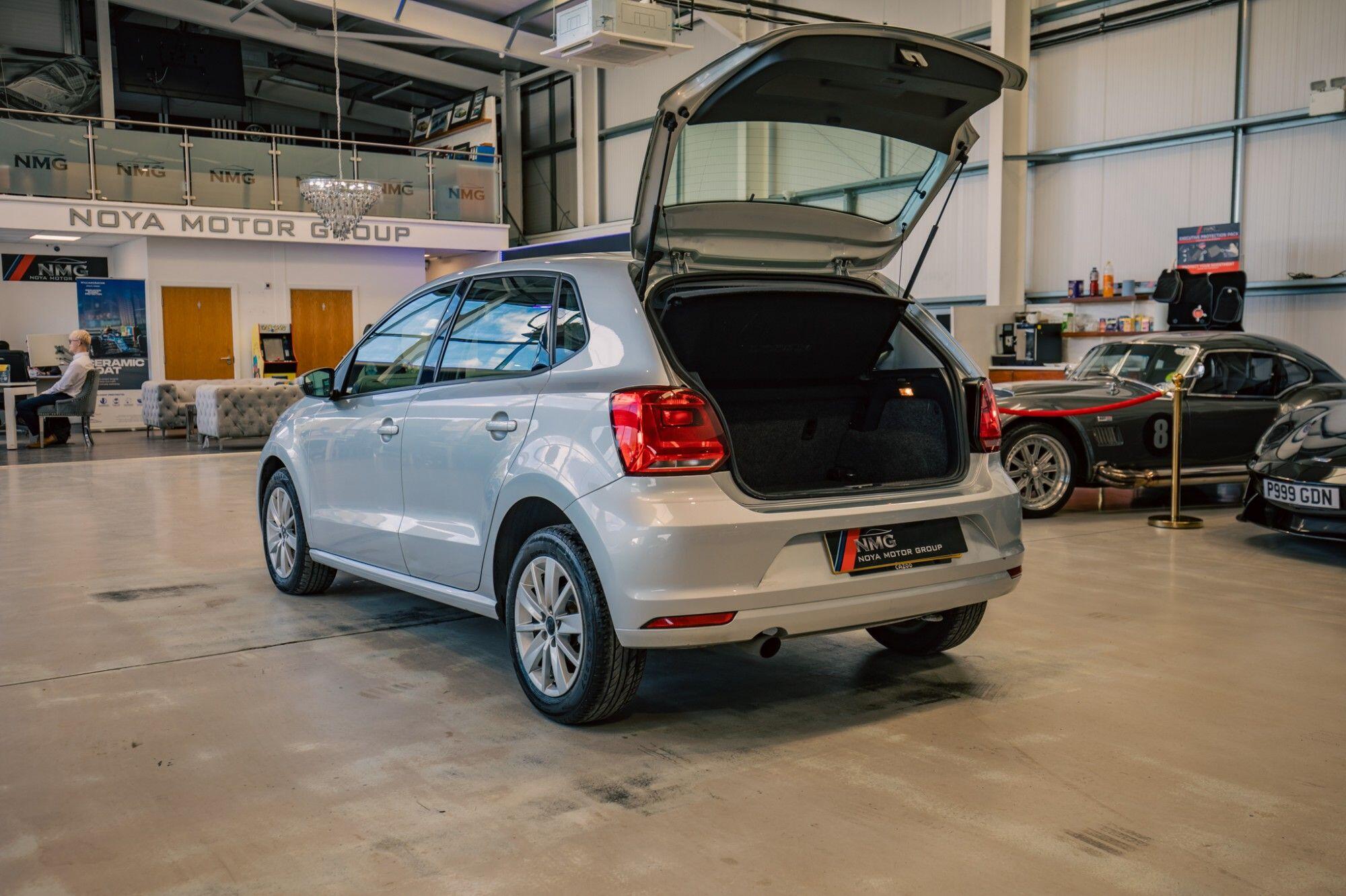 Volkswagen Polo view 29