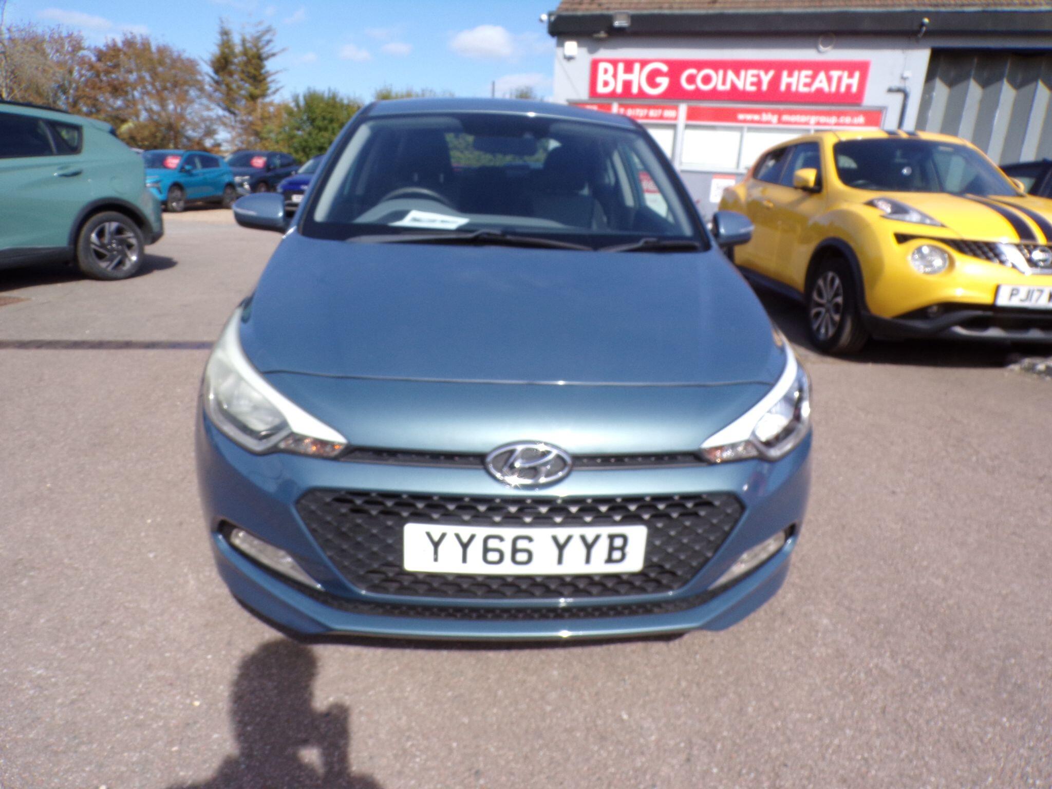 Hyundai I20 view 3