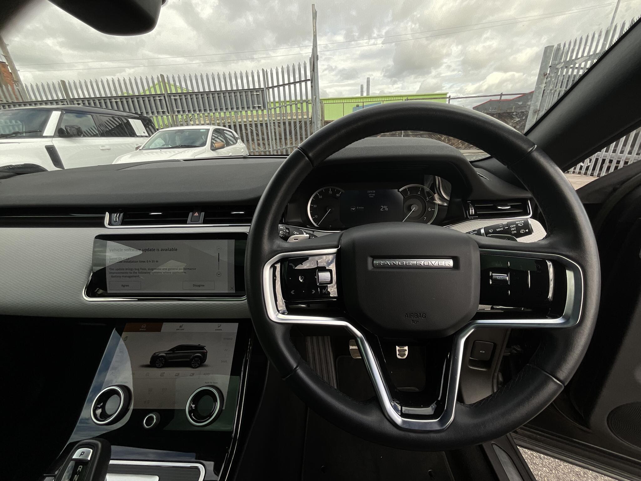 Land Rover Range Rover Evoque view 19