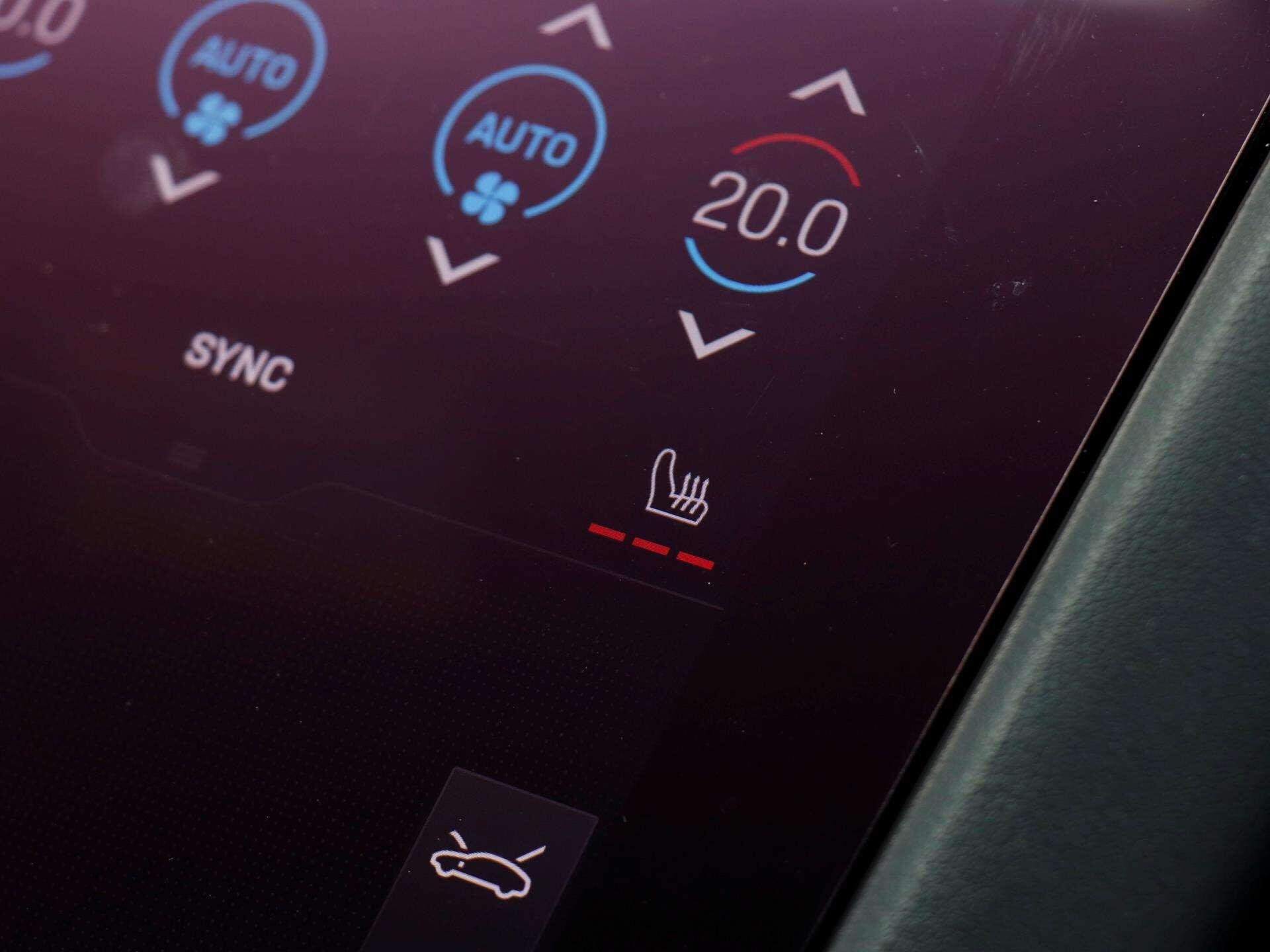 Porsche Taycan view 18