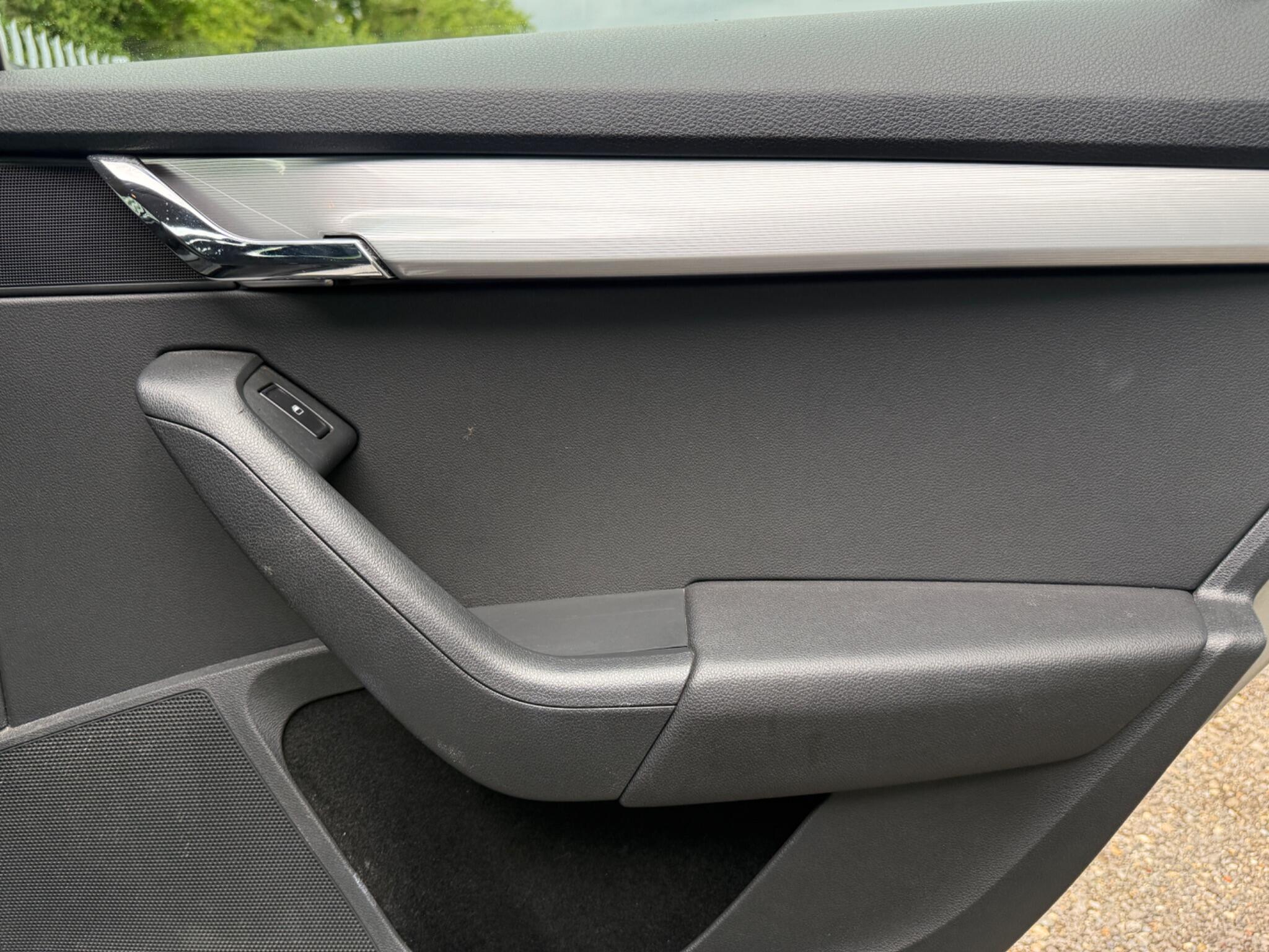 2014 Skoda Octavia image 33